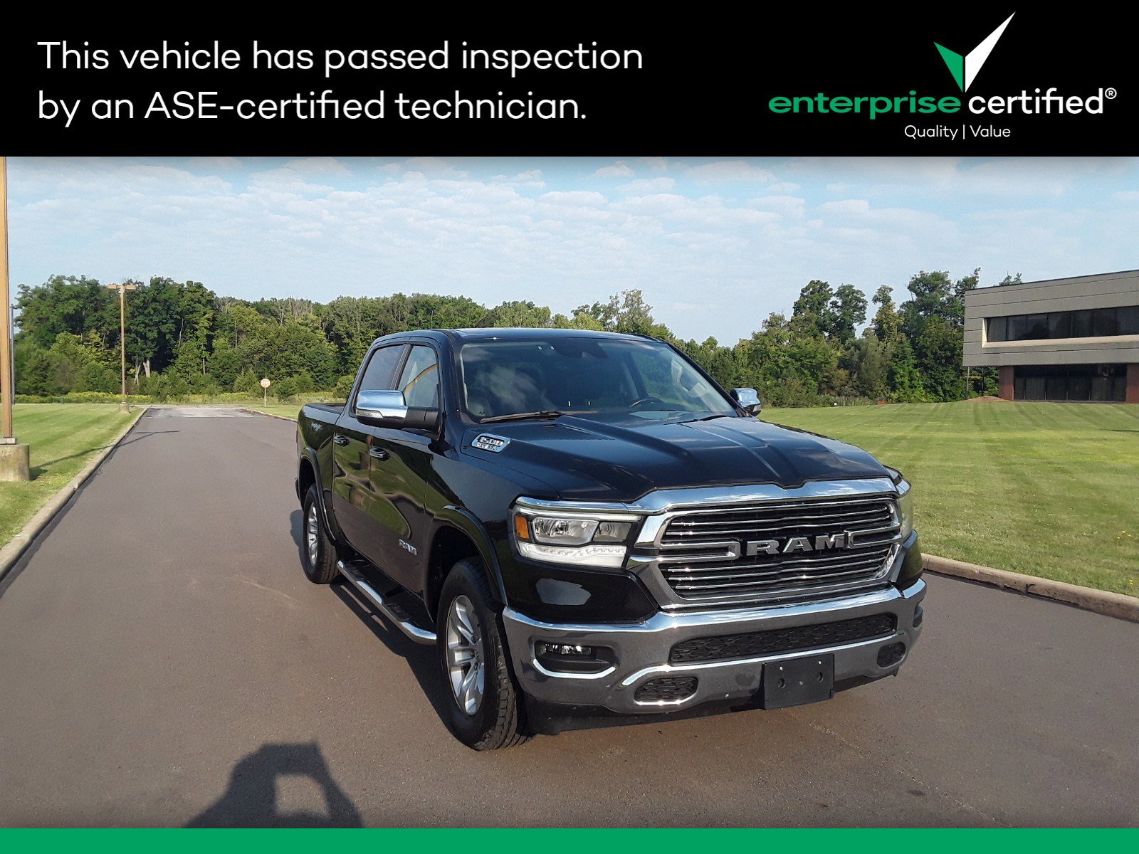 2022 Ram 1500 Laramie 4x4 Crew Cab 5'7