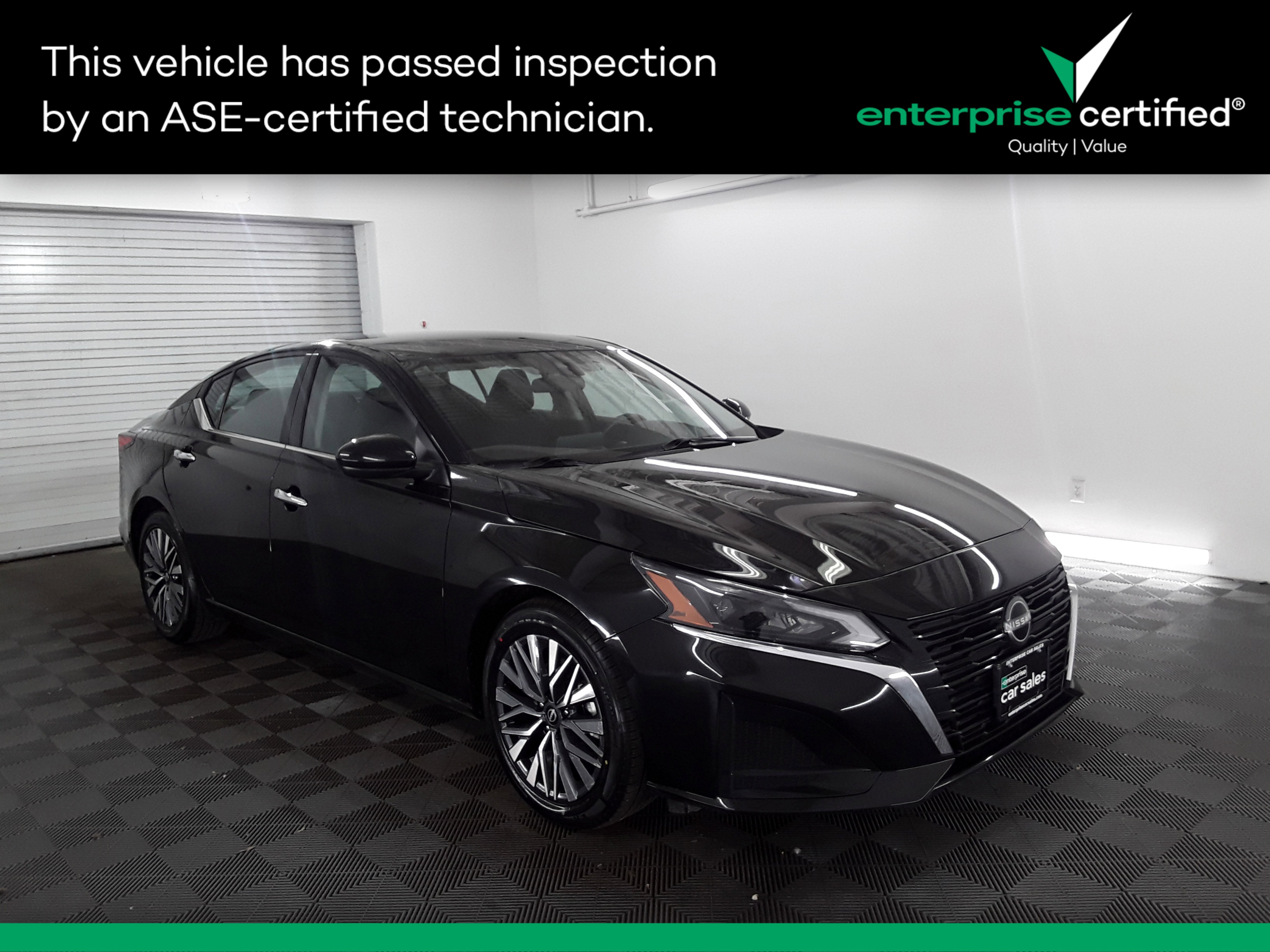 Used 2023 Nissan Altima 2.5 SV Sedan