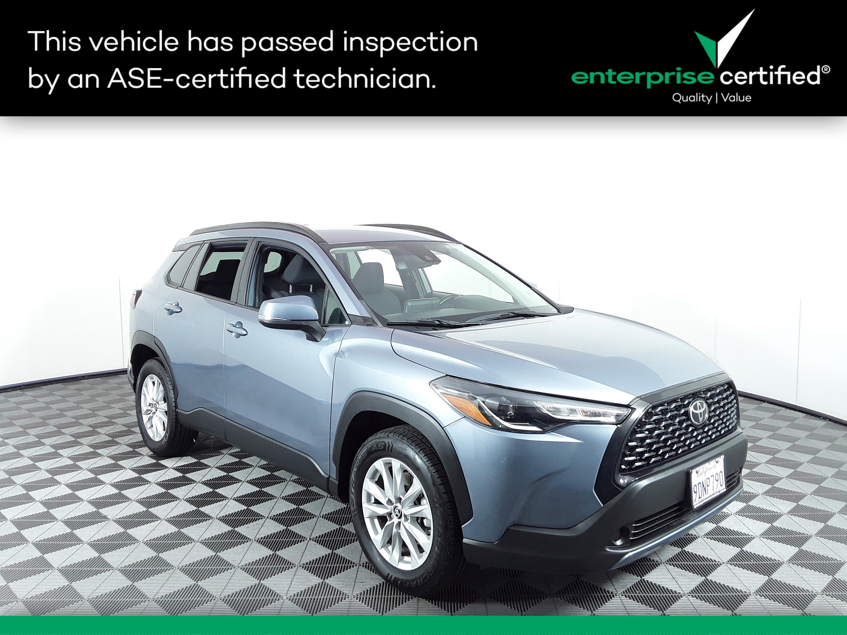 Used 2022 Toyota Corolla Cross LE 4WD
