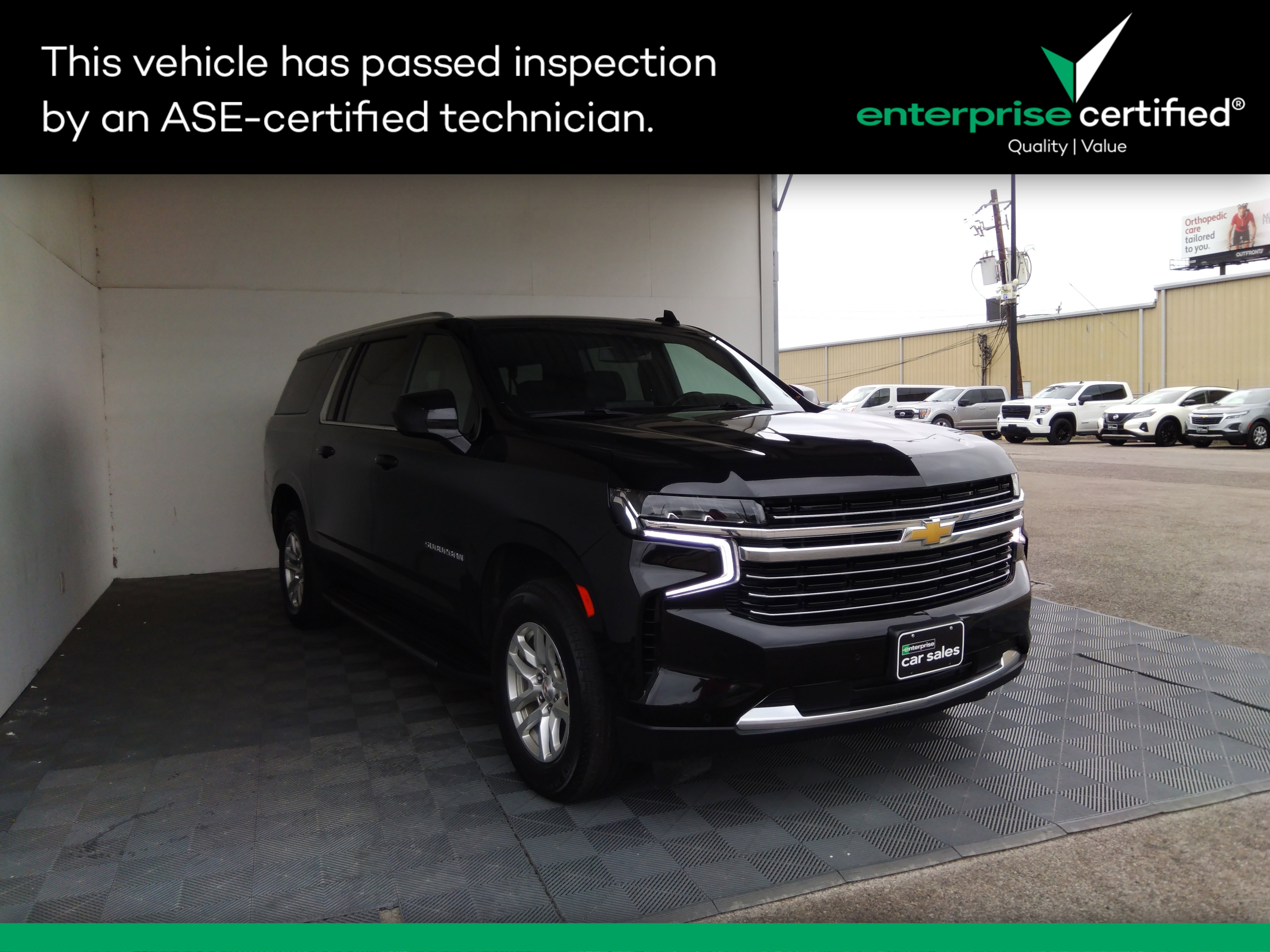 2023 Chevrolet Suburban 2WD 4dr LT