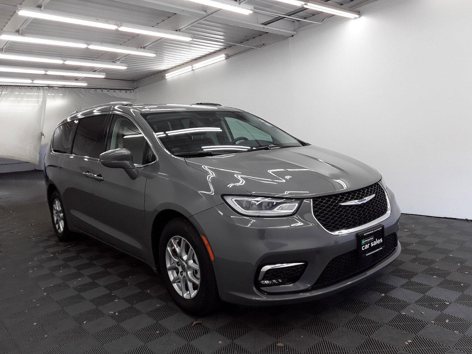 Used 2022 Chrysler Pacifica Touring L FWD