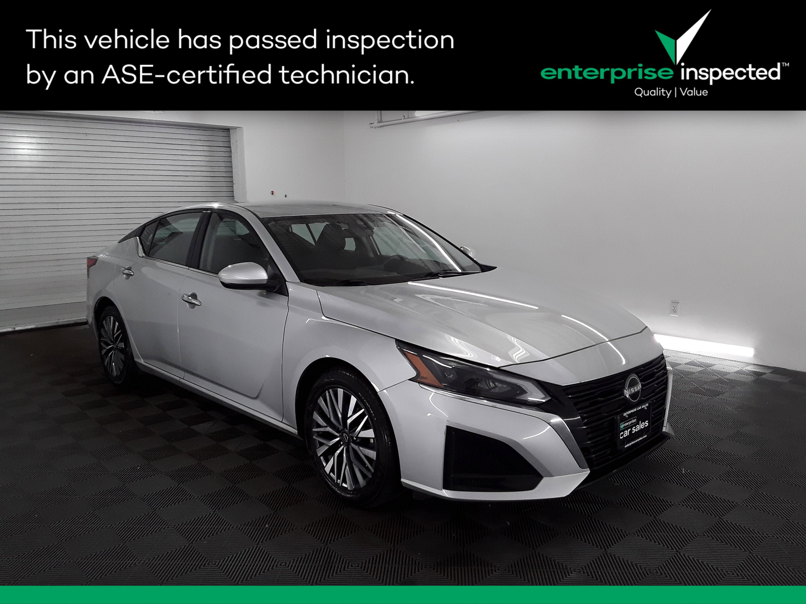 Used 2023 Nissan Altima 2.5 SV Sedan