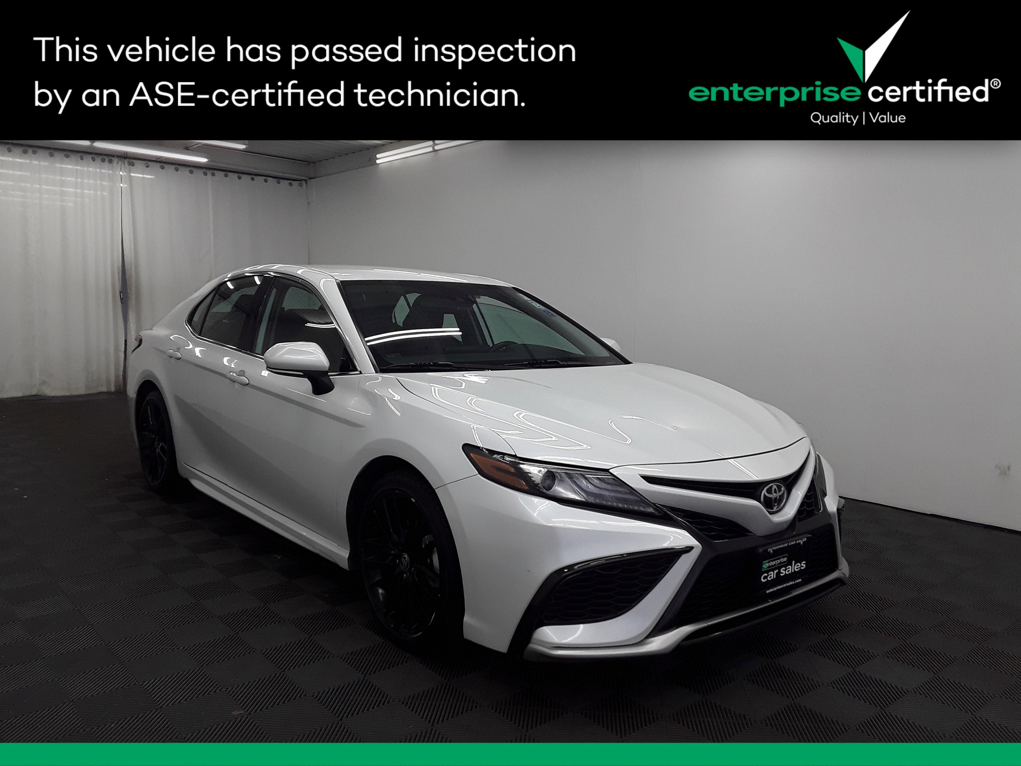 Used 2023 Toyota Camry XSE Auto