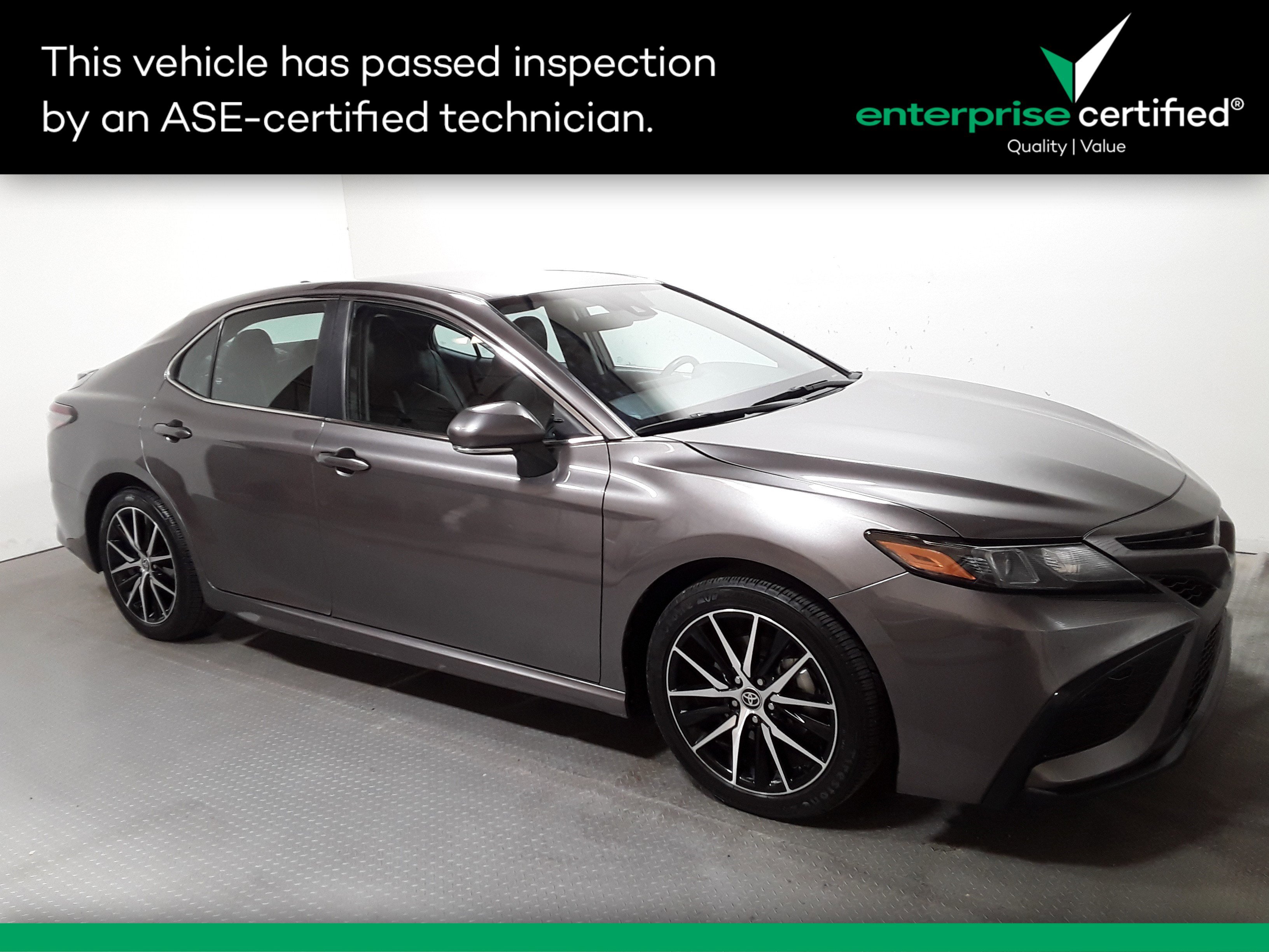 2023 Toyota Camry SE Auto