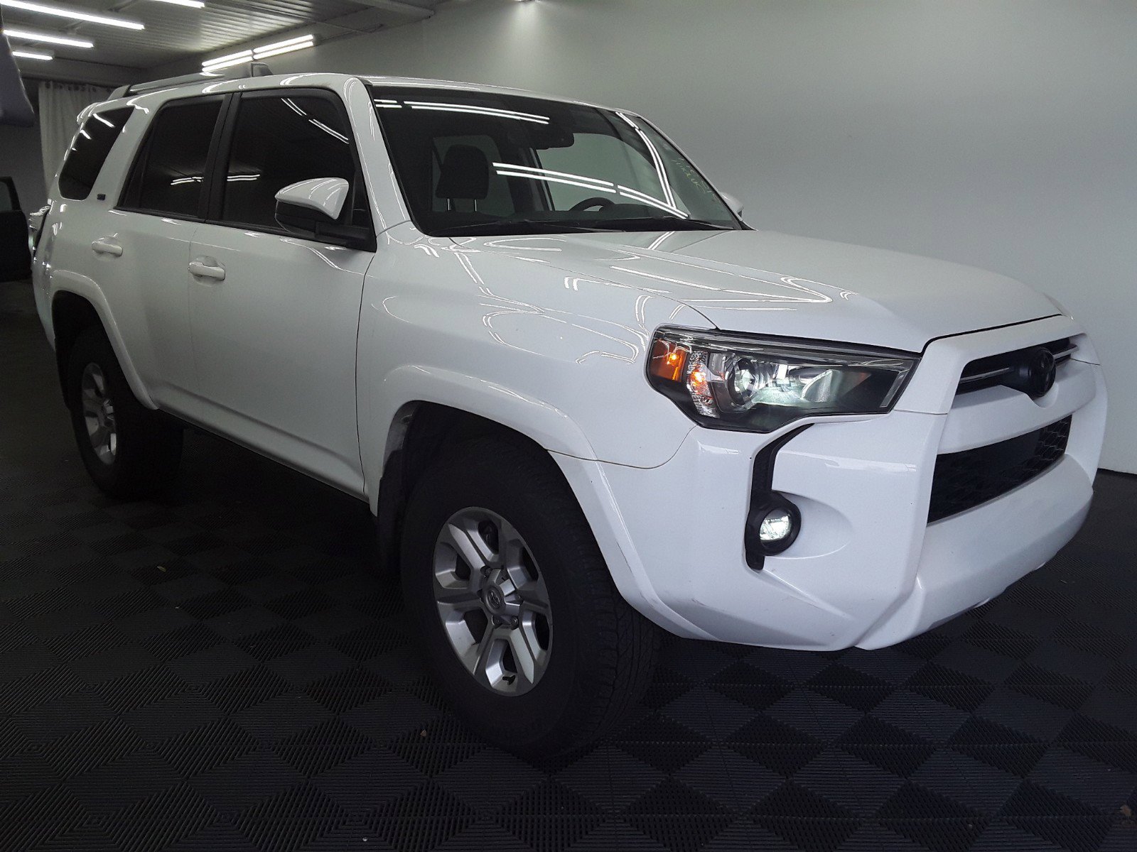 2023 Toyota 4Runner SR5 2WD