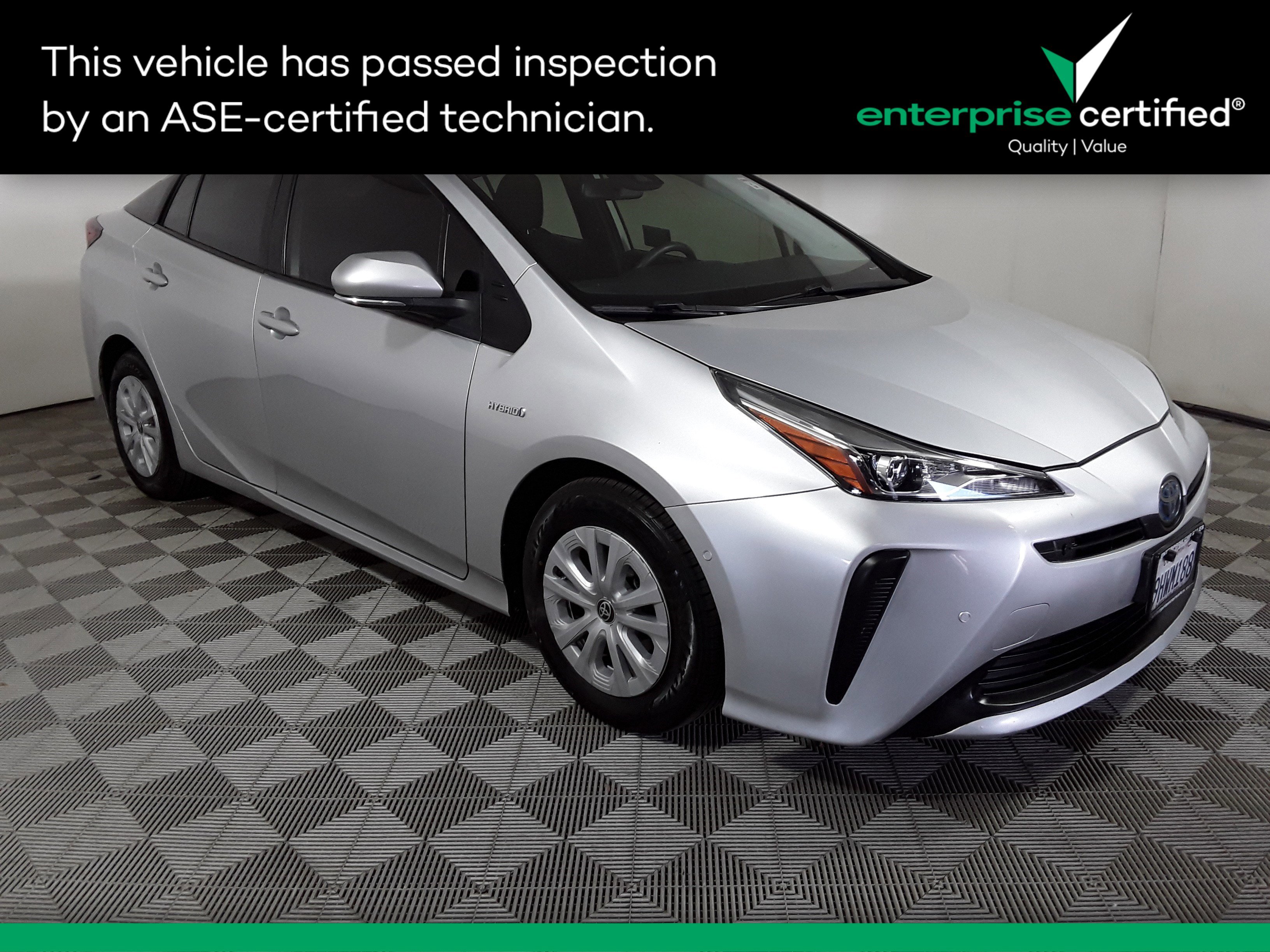 2021 Toyota Prius LE