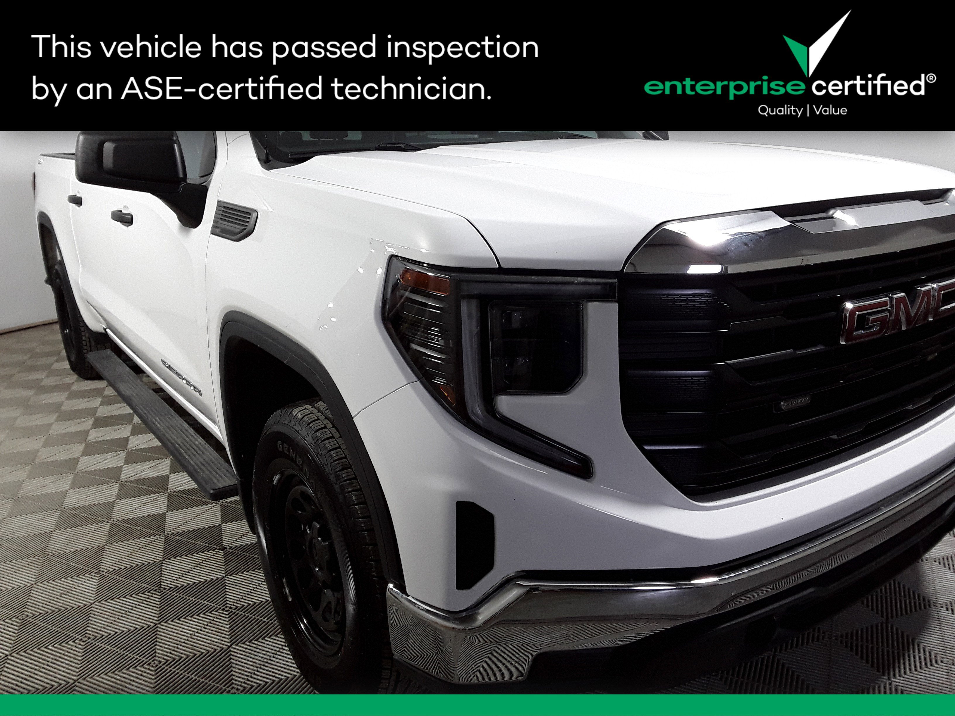 2022 GMC Sierra 1500 Pro's photo