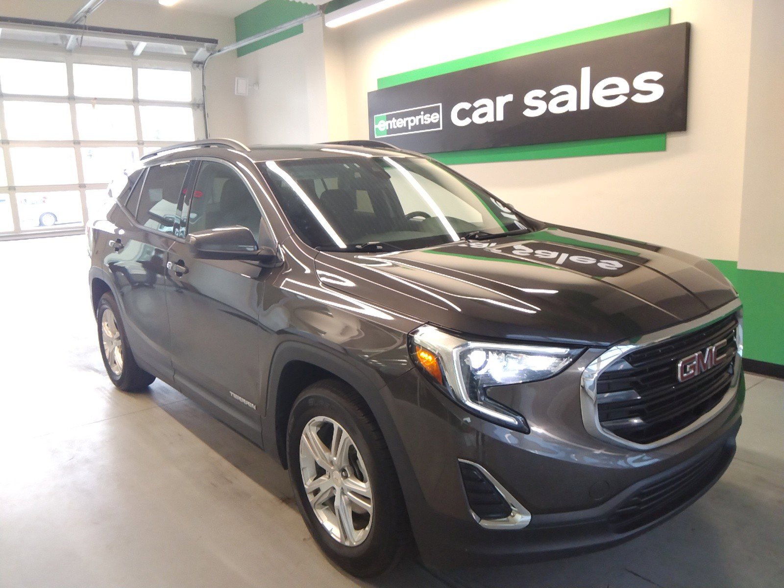 2020 GMC Terrain FWD 4dr SLE