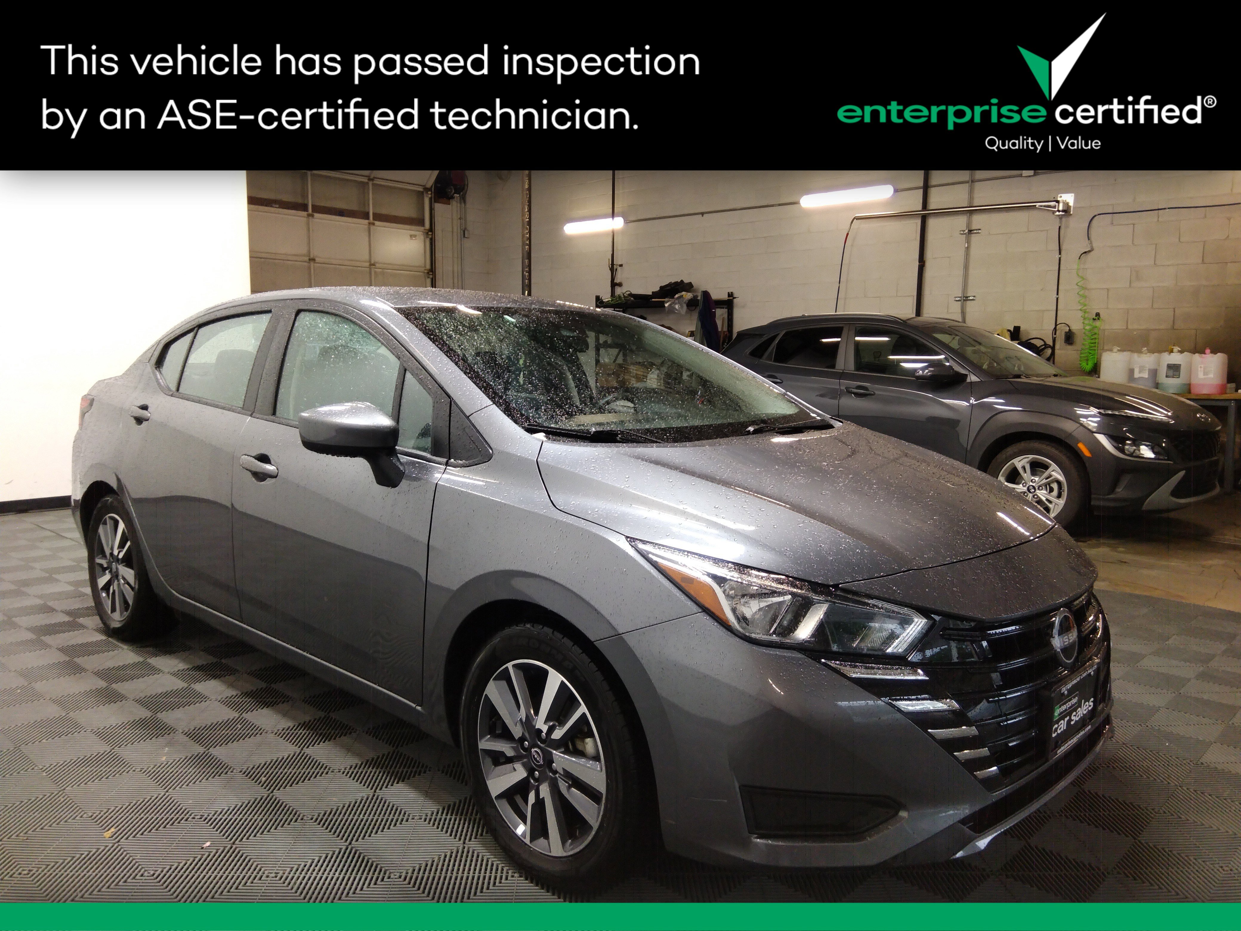 2023 Nissan Versa SV CVT