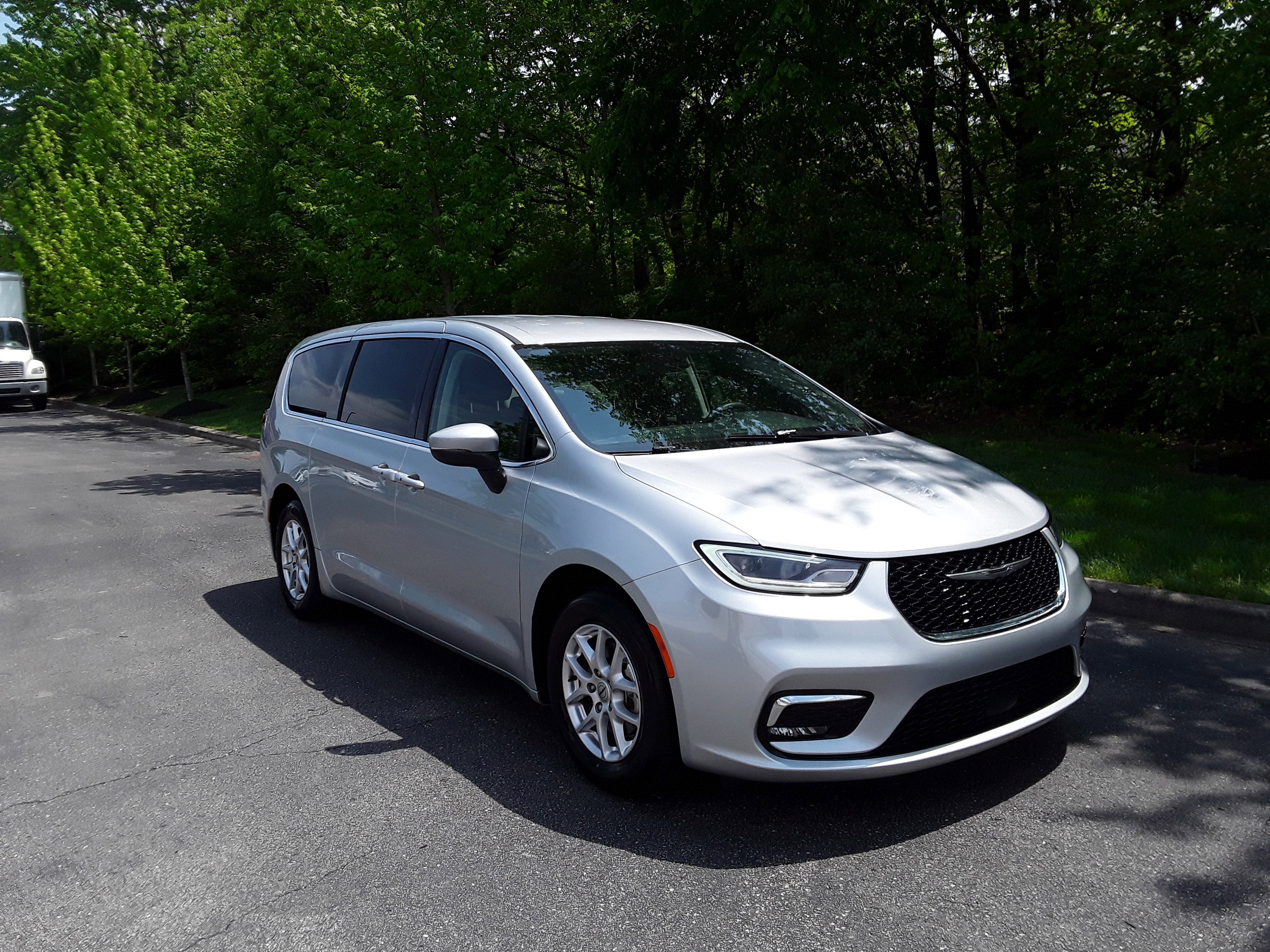 2023 Chrysler Pacifica Touring L FWD