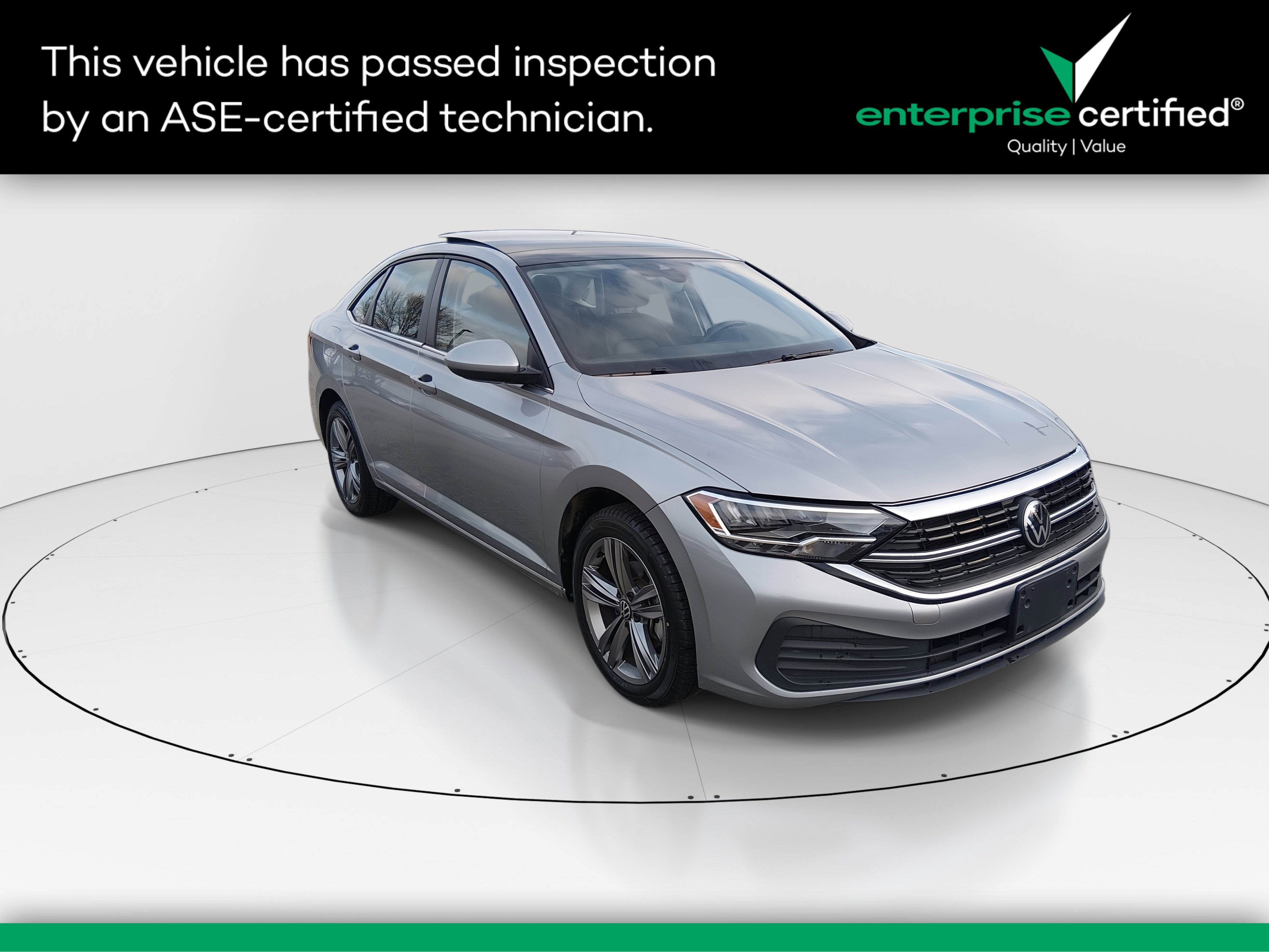 2024 Volkswagen Jetta SE's photo