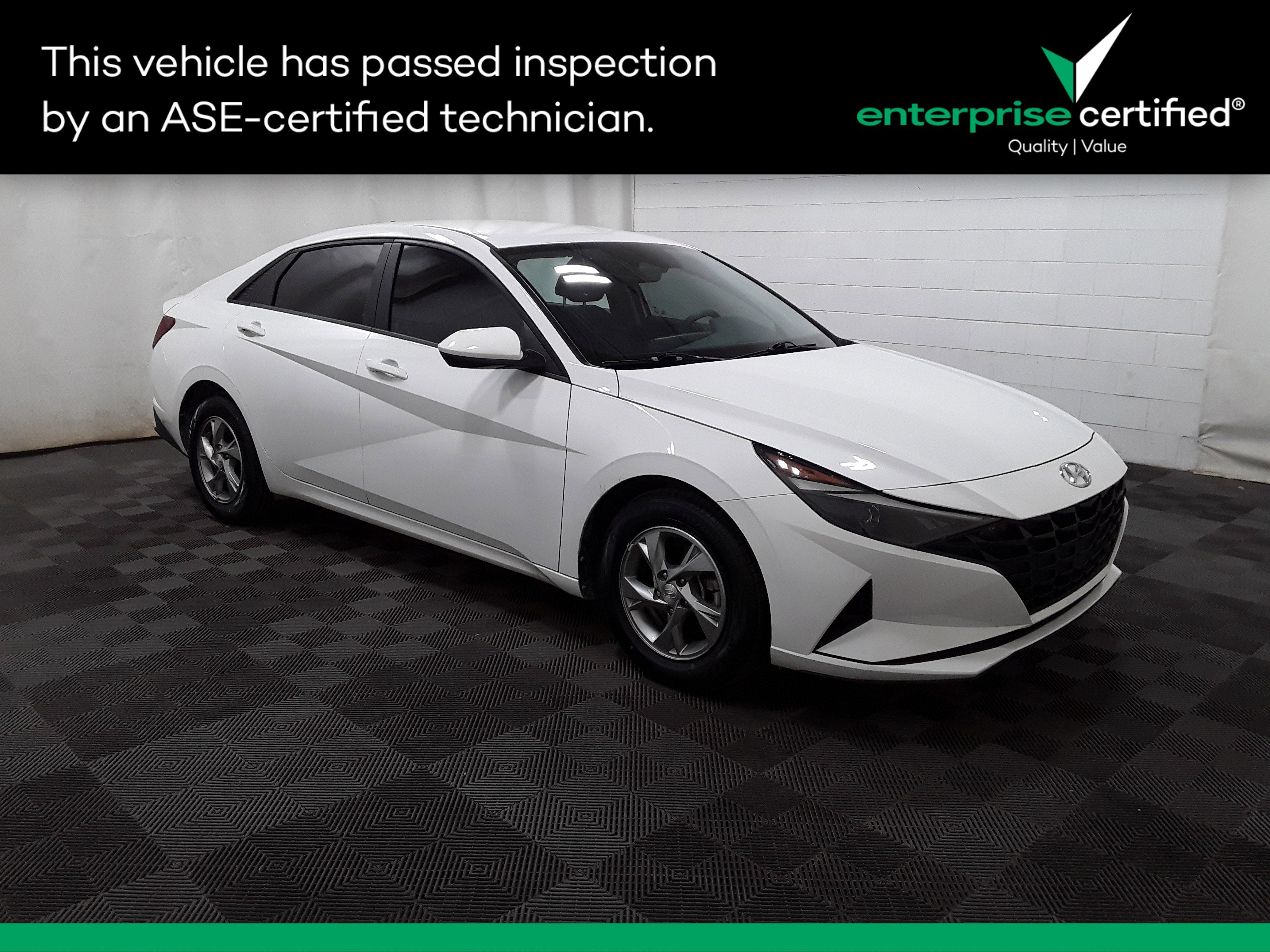 Used 2023 Hyundai Elantra SE IVT