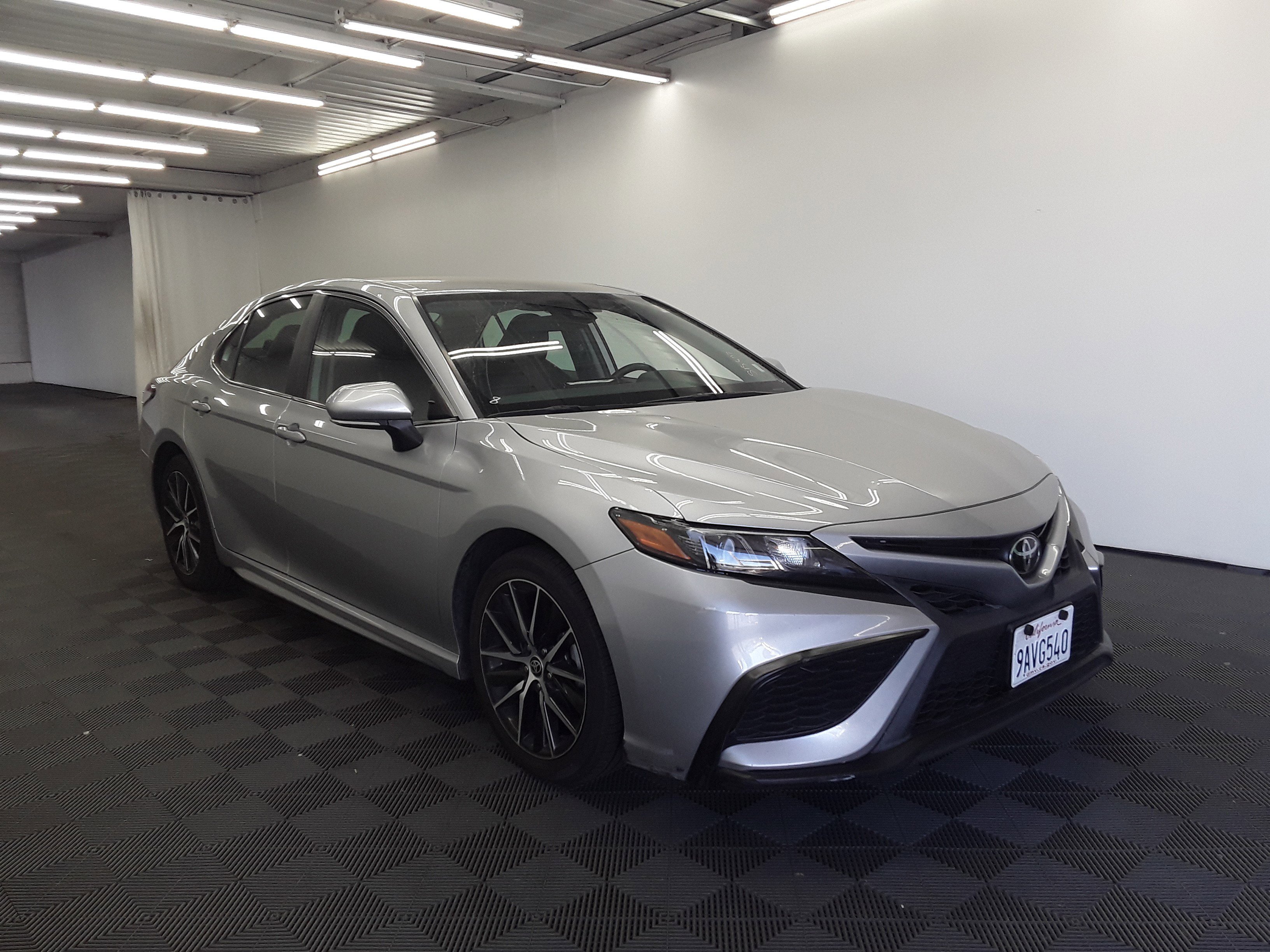 Used 2022 Toyota Camry SE Auto