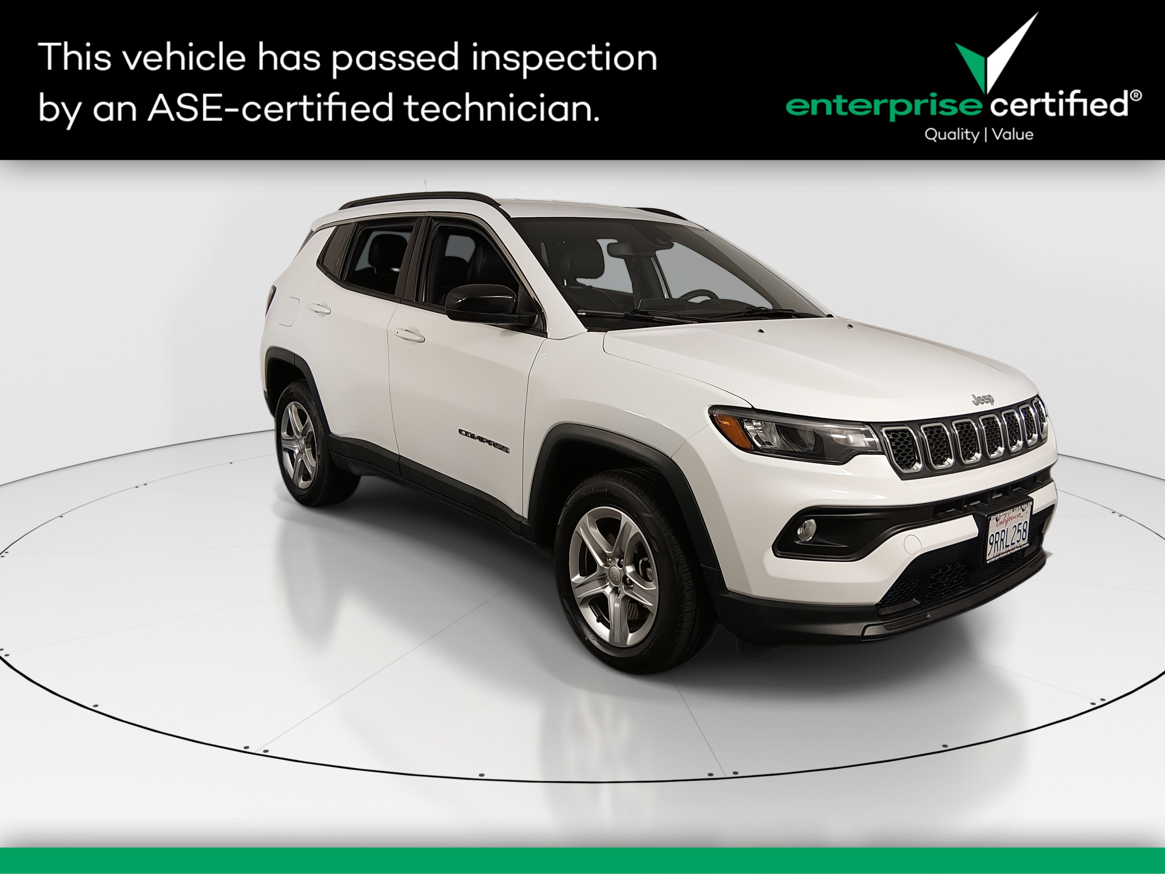 2024 Jeep Compass Latitude's photo