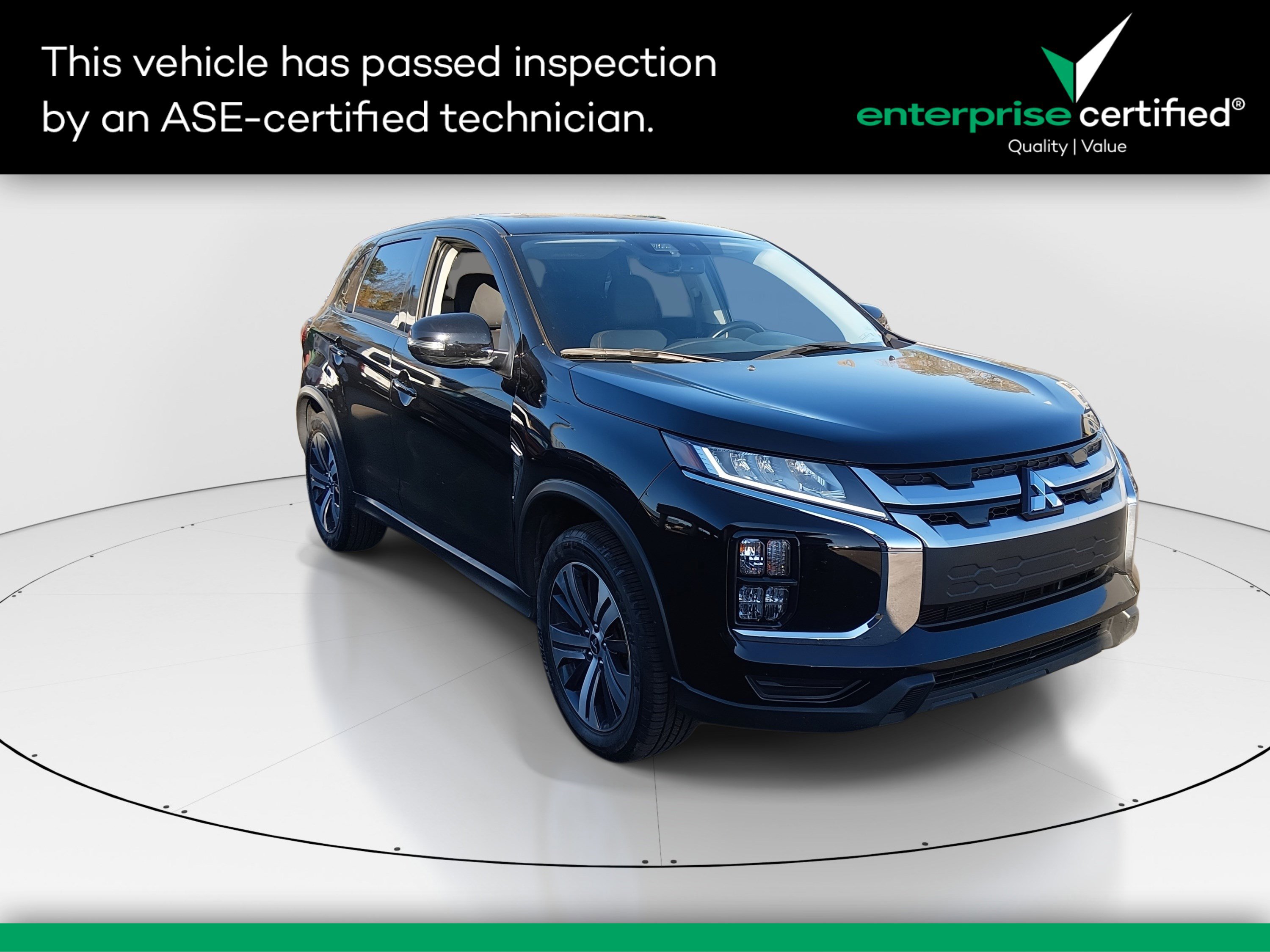 2024 Mitsubishi Outlander Sport SE's photo