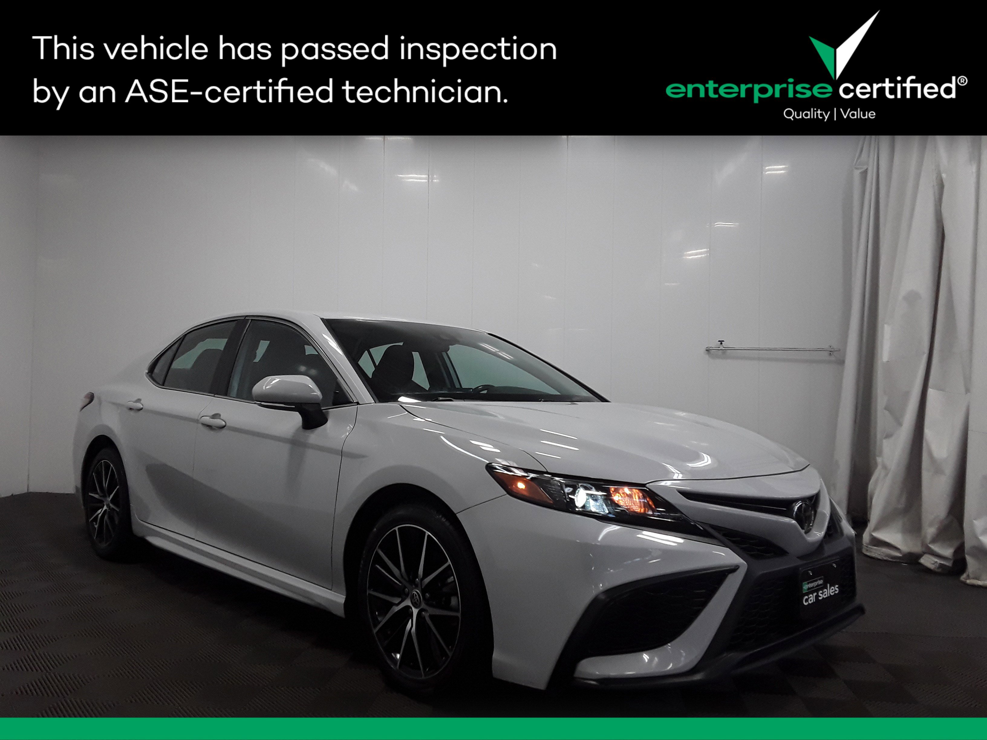 2023 Toyota Camry SE Auto