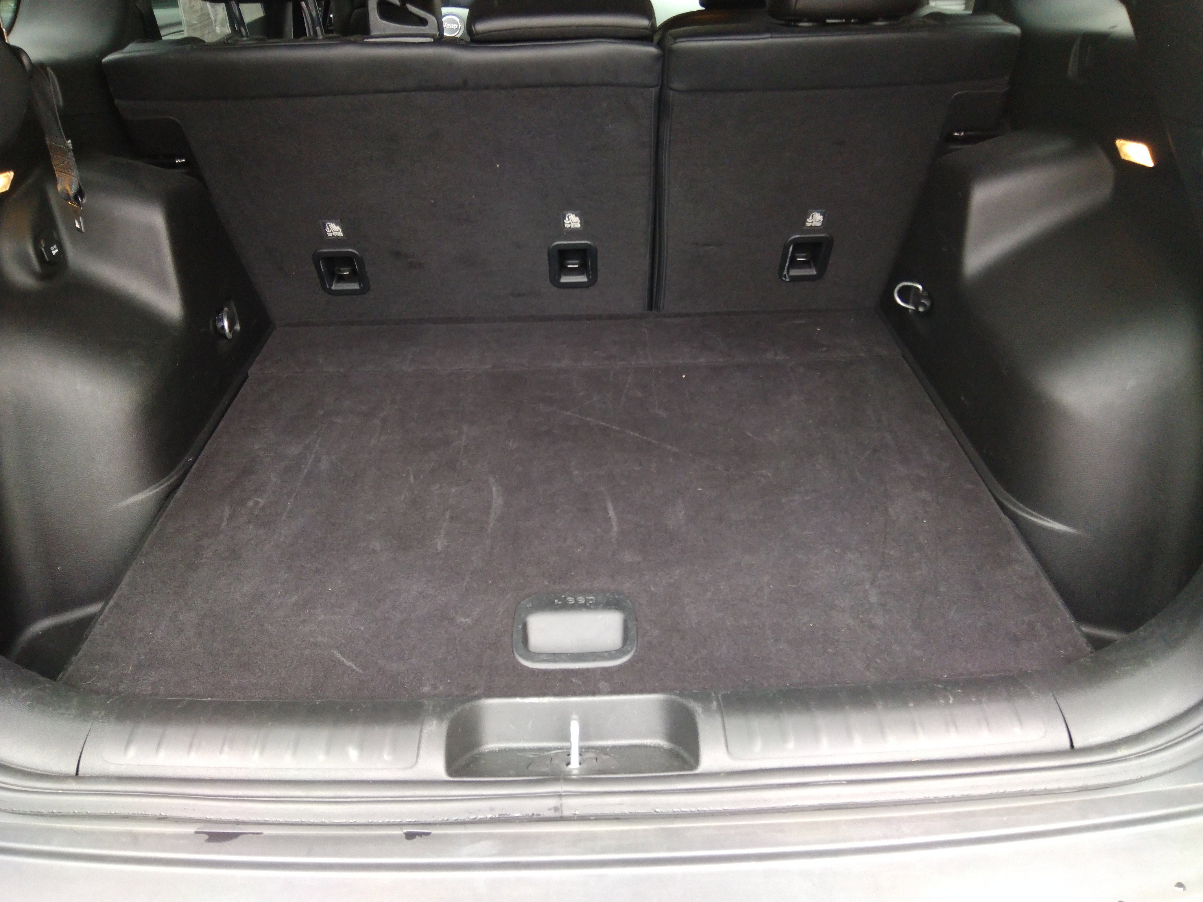 2023 Jeep Cherokee Altitude Lux 4x4