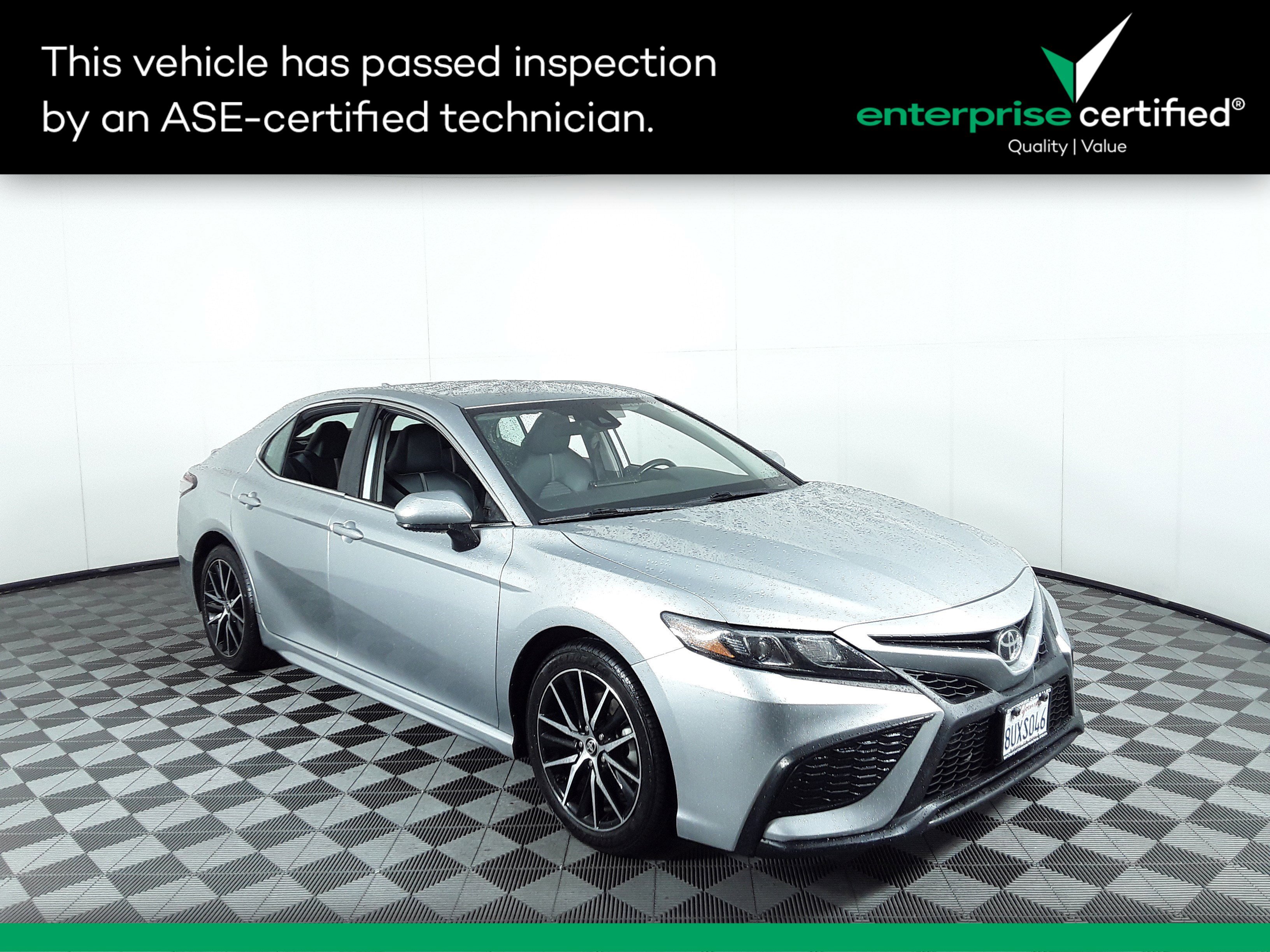 2021 Toyota Camry SE Auto