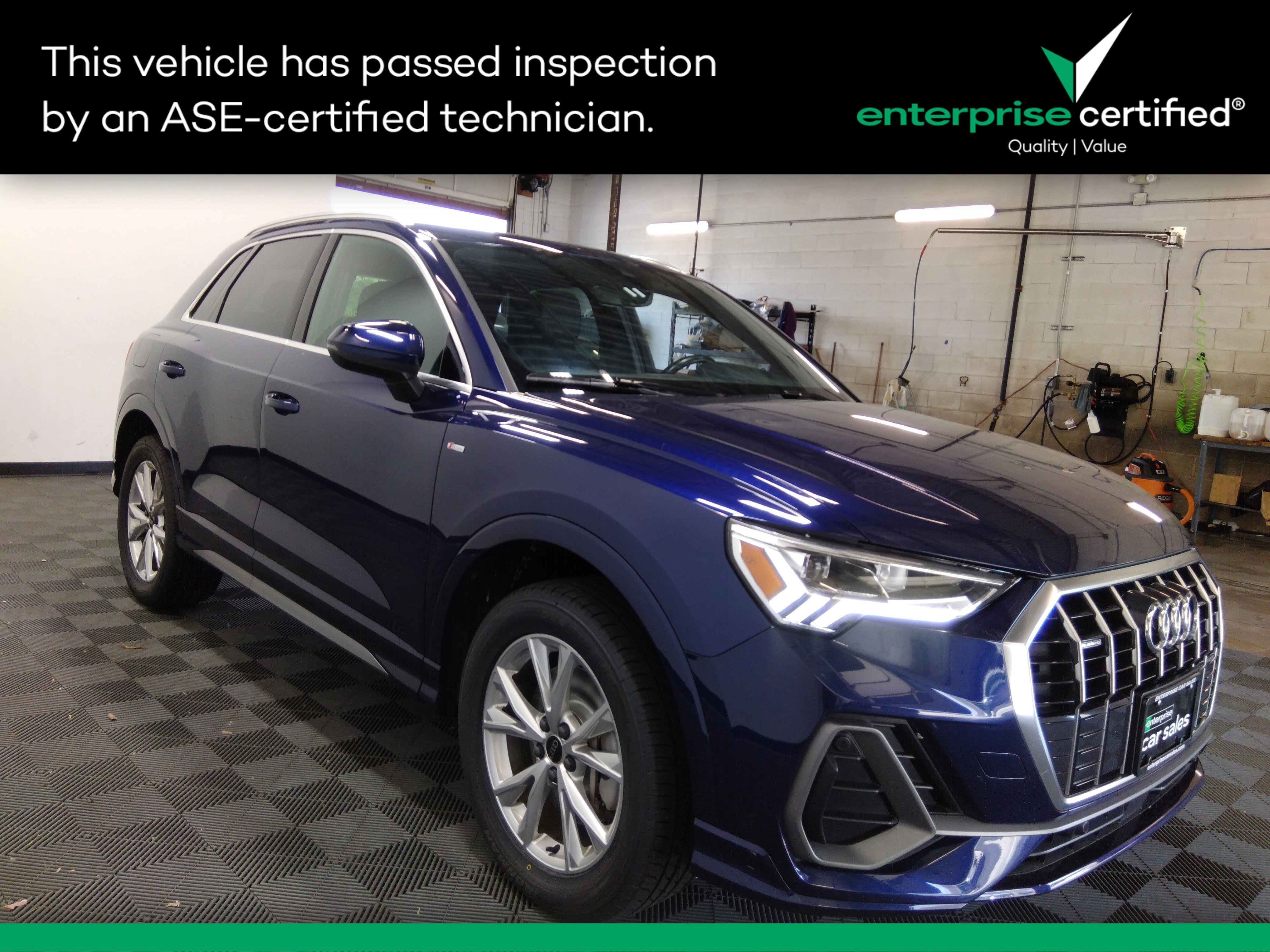 2023 Audi Q3 S line Premium 45 TFSI quattro
