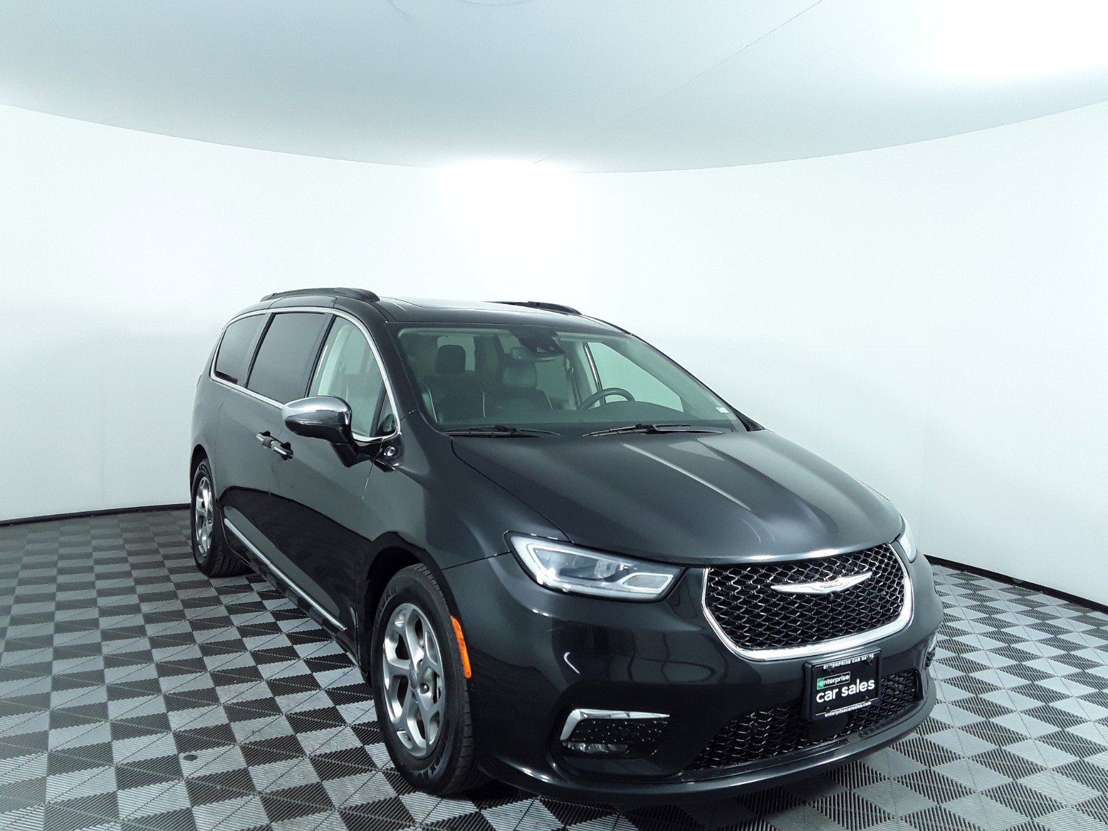 Used 2022 Chrysler Pacifica Limited FWD