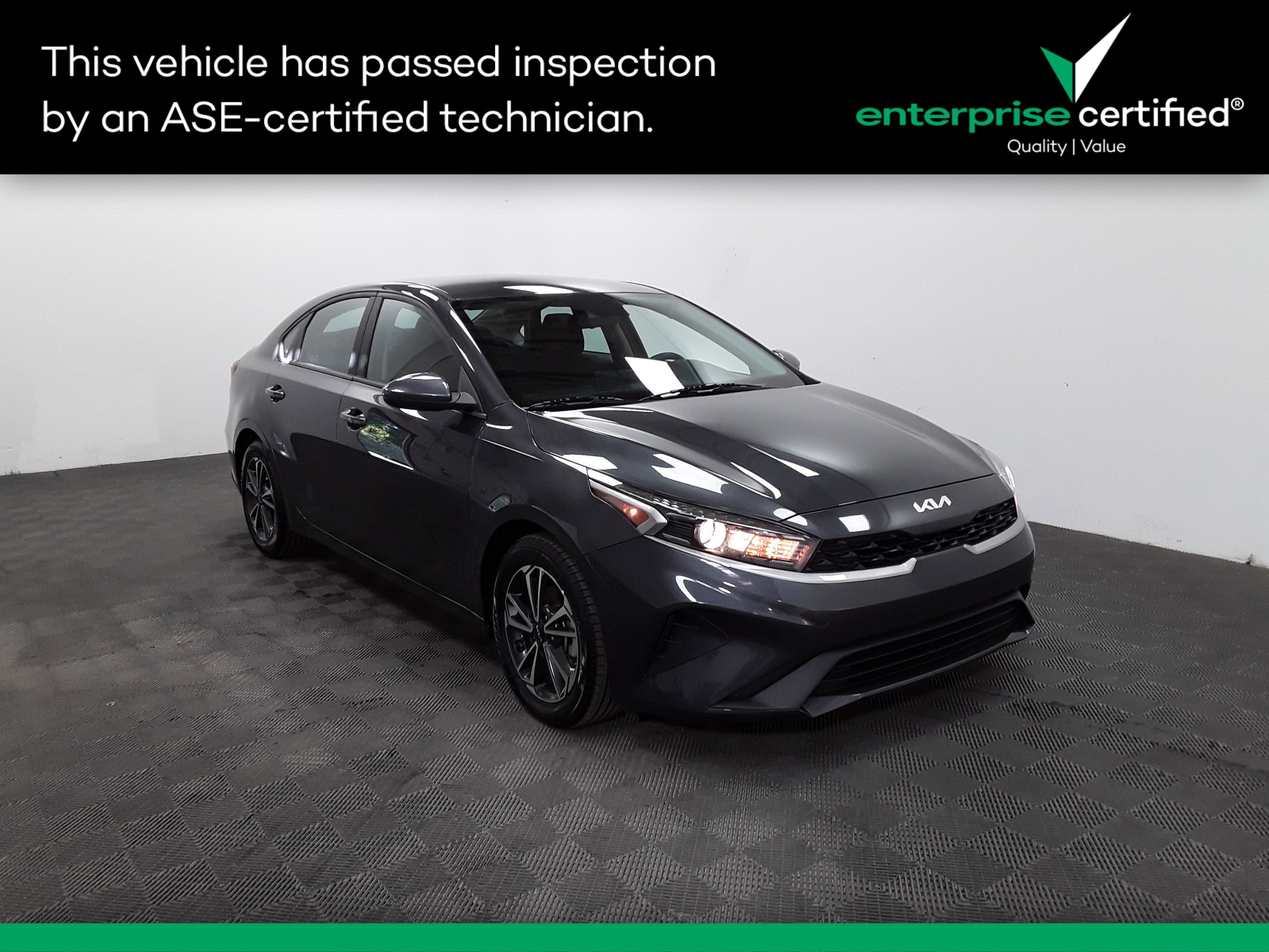 Used 2024 Kia Forte LXS IVT