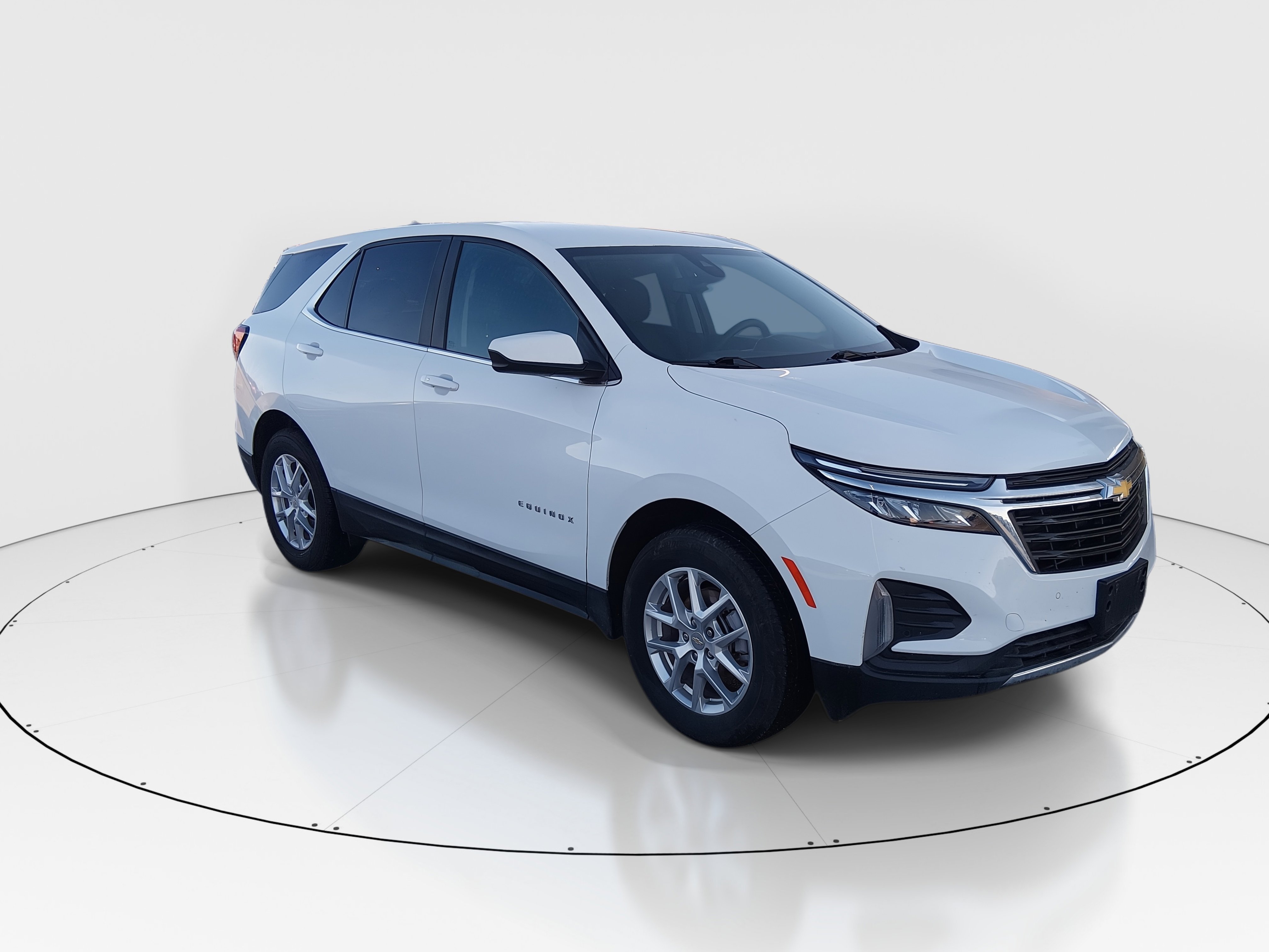 2024 Chevrolet Equinox LT's photo