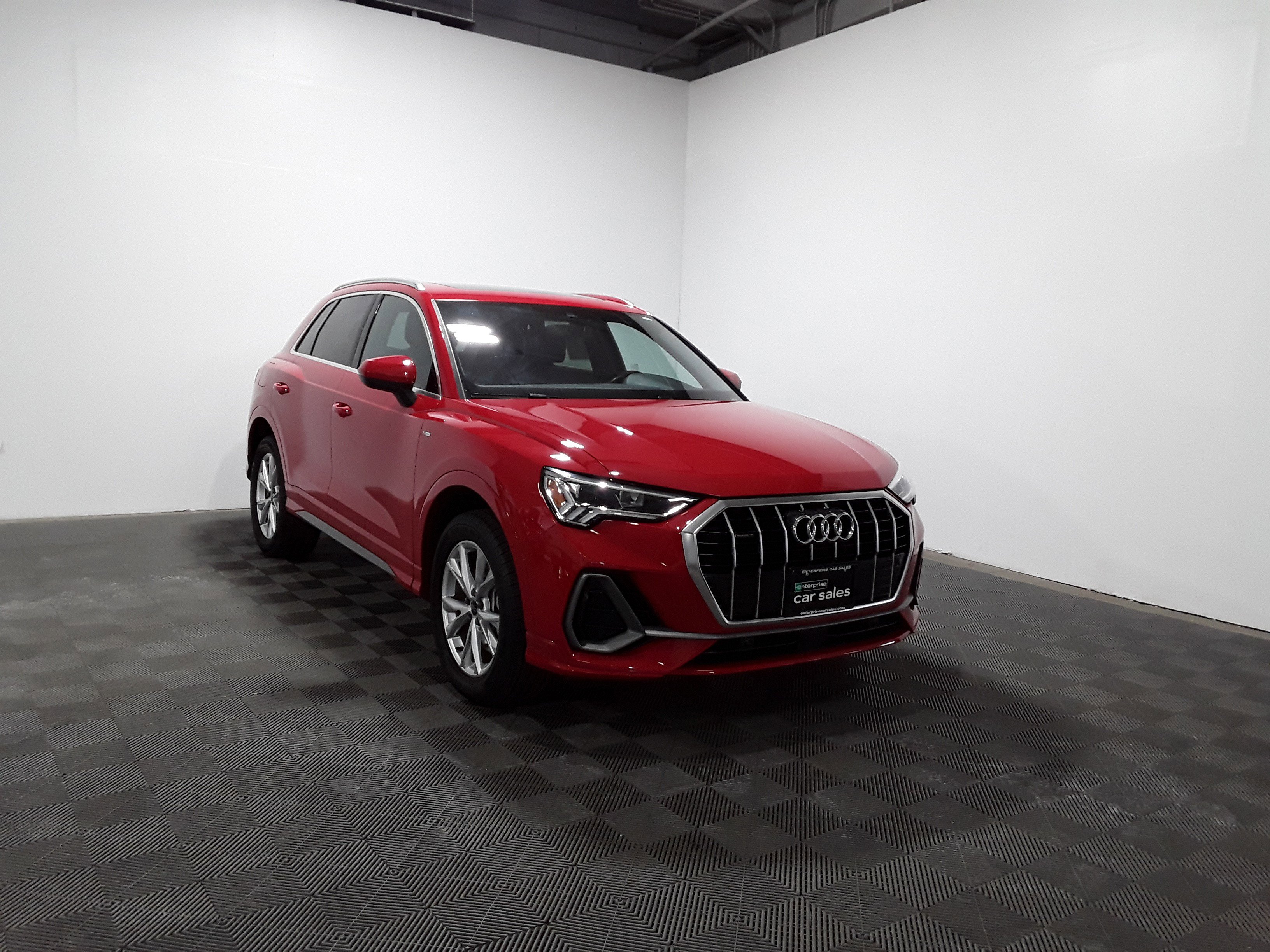 2023 Audi Q3 S line Premium 45 TFSI quattro