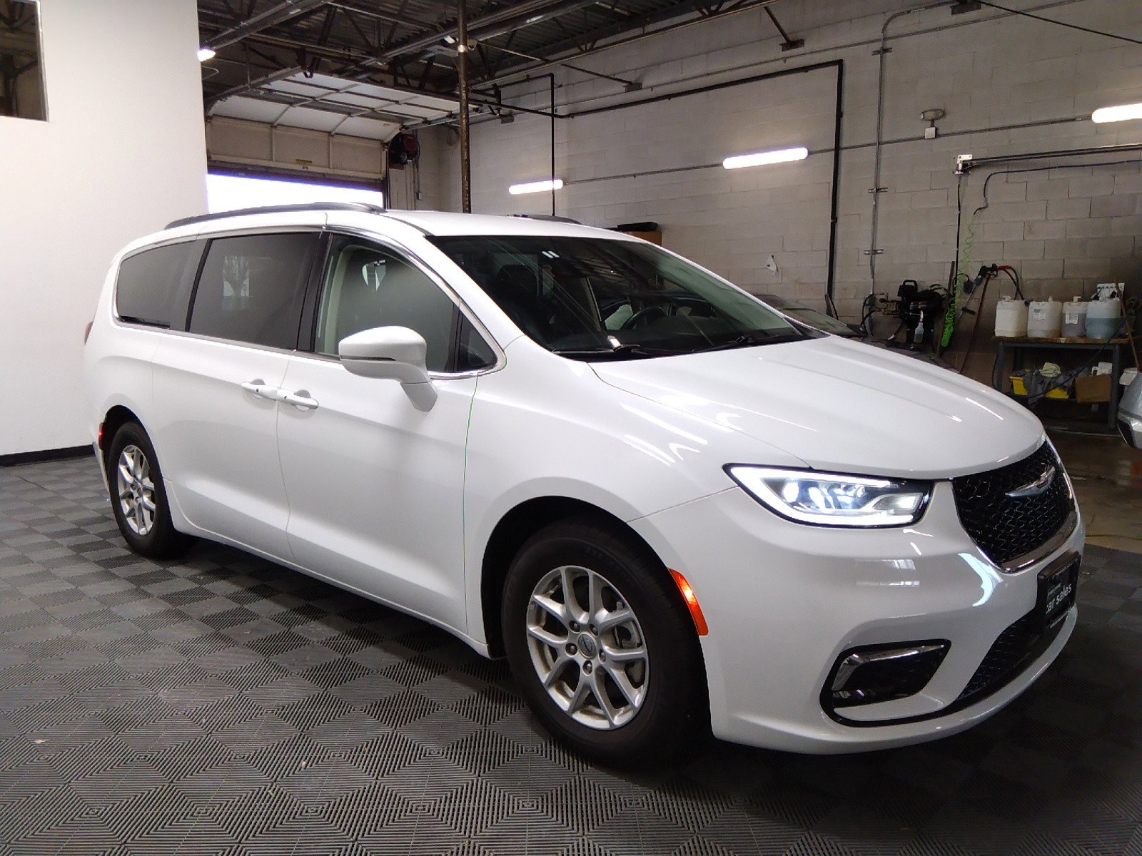 2022 Chrysler Pacifica Touring L FWD