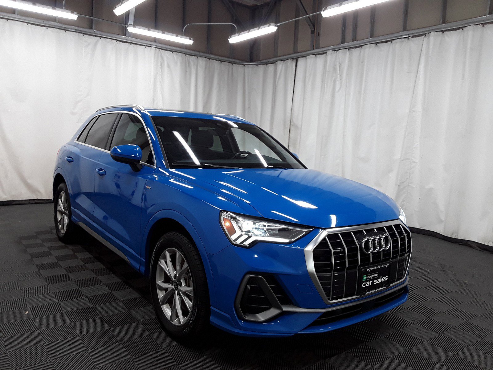 2023 Audi Q3 S line Premium 45 TFSI quattro