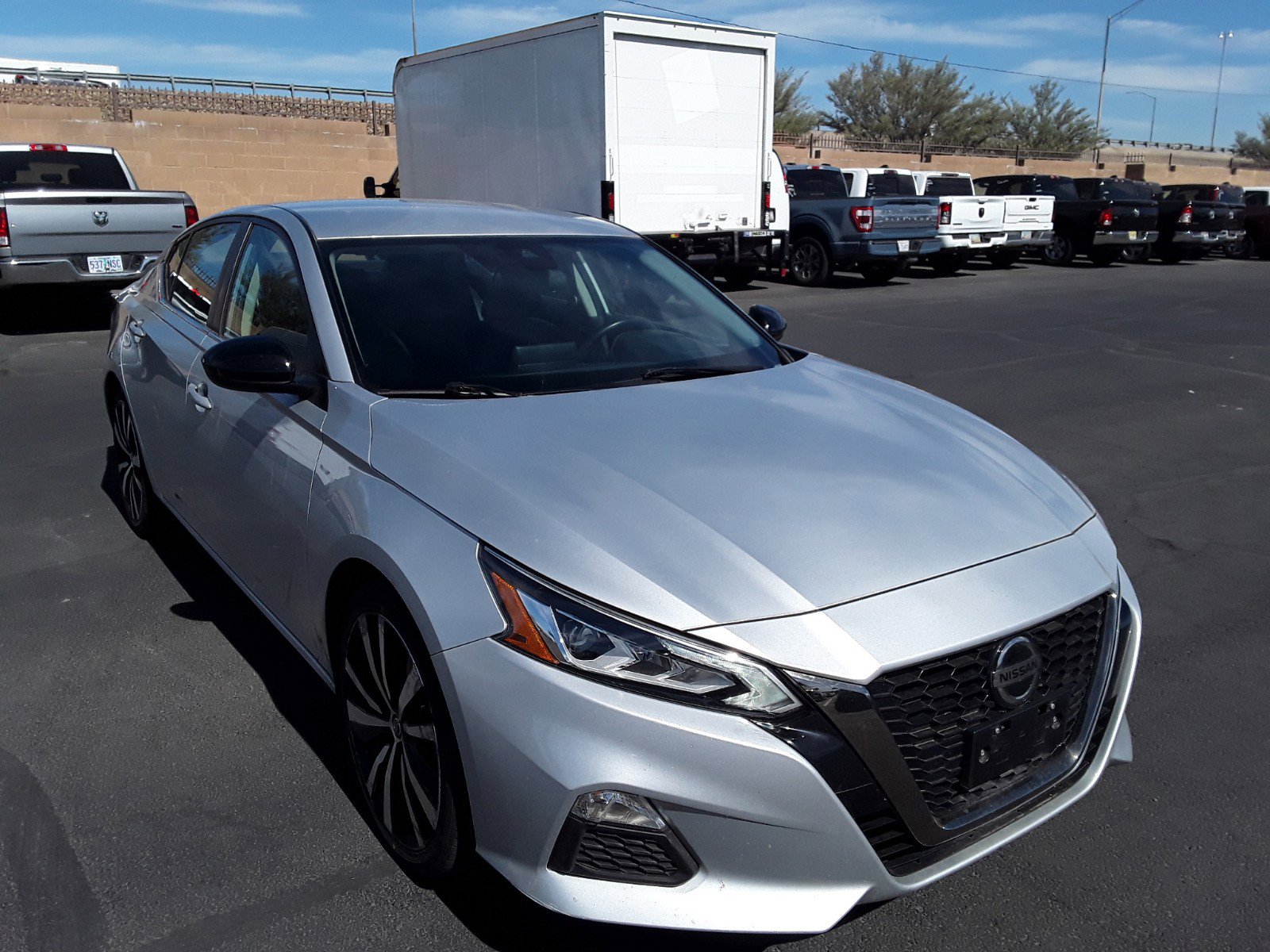 2021 Nissan Altima 2.5 SR Sedan