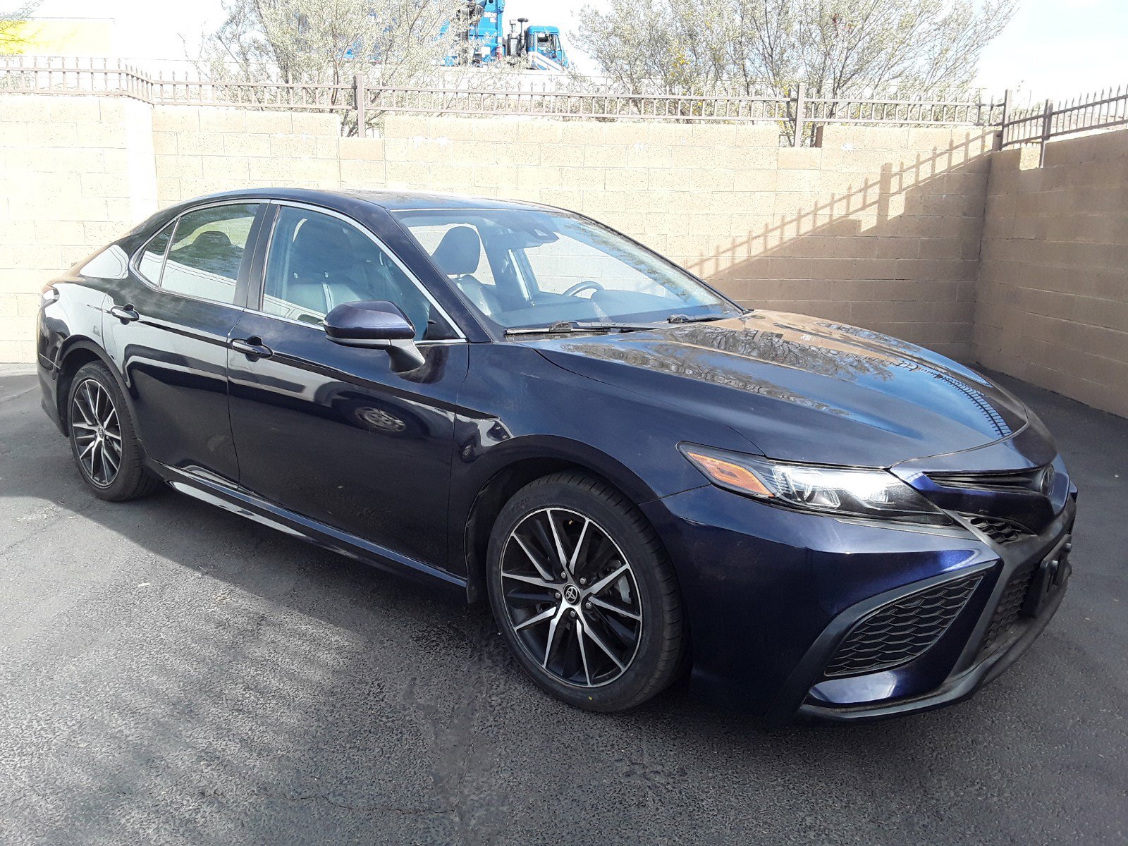 2021 Toyota Camry SE Auto