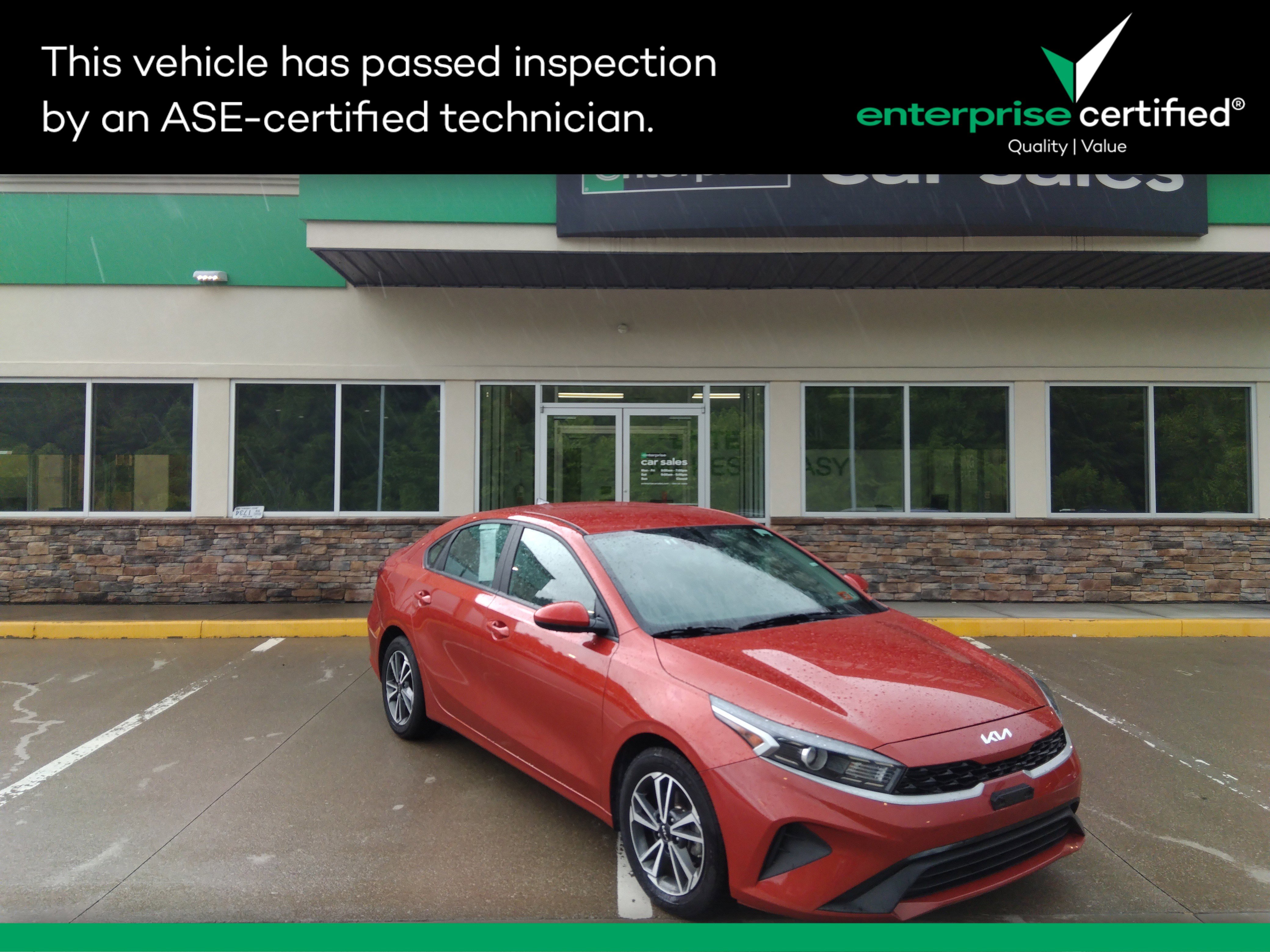 2023 Kia Forte LXS IVT
