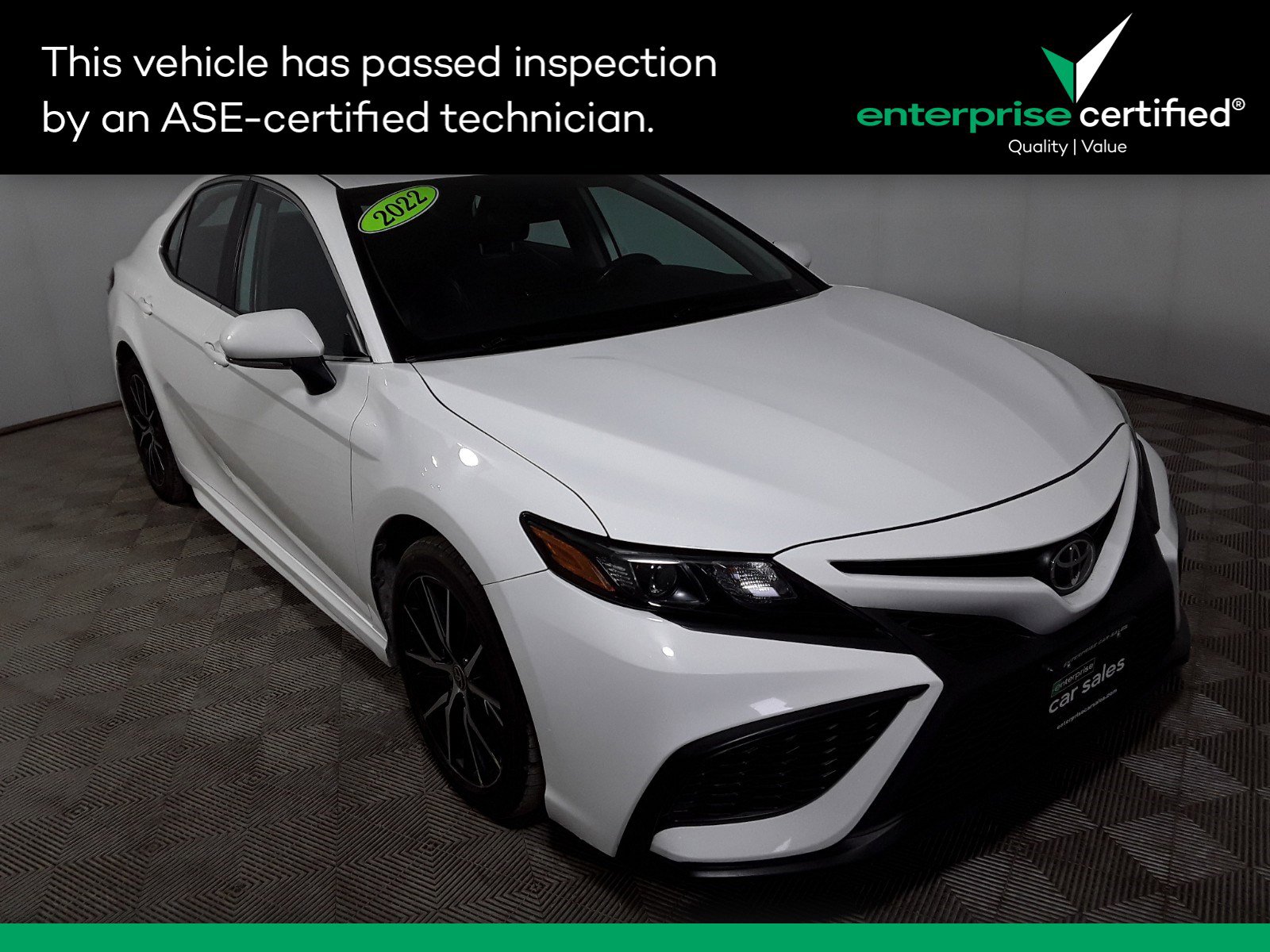 Used 2022 Toyota Camry SE Auto