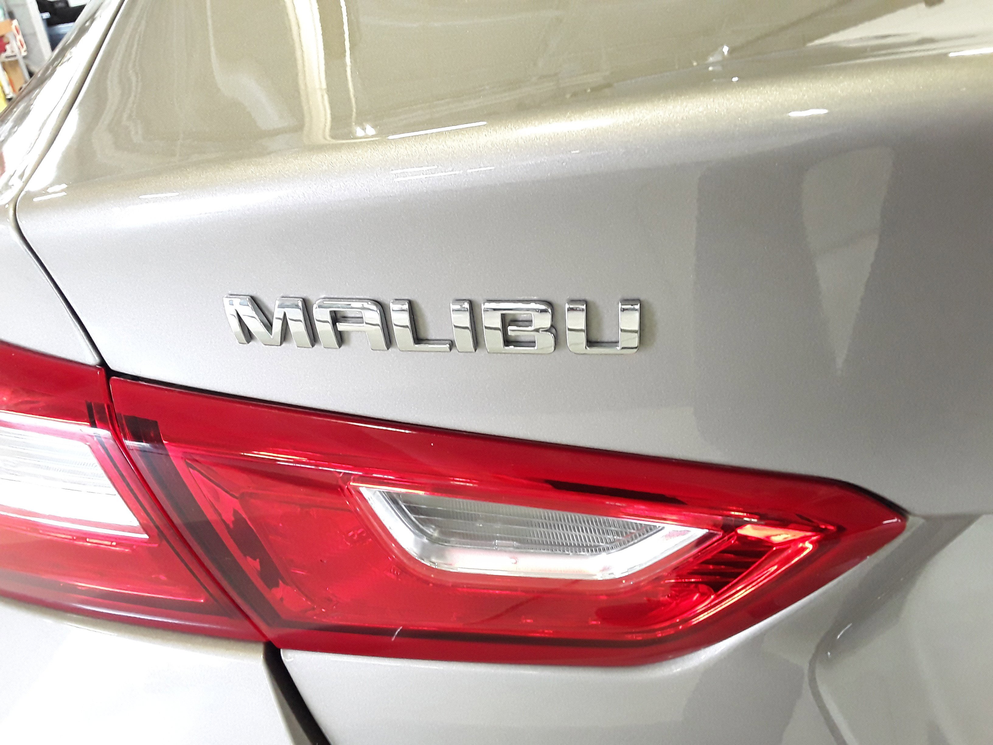 Image 8 of Used 2023 Chevrolet Malibu 4dr Sdn 1LT