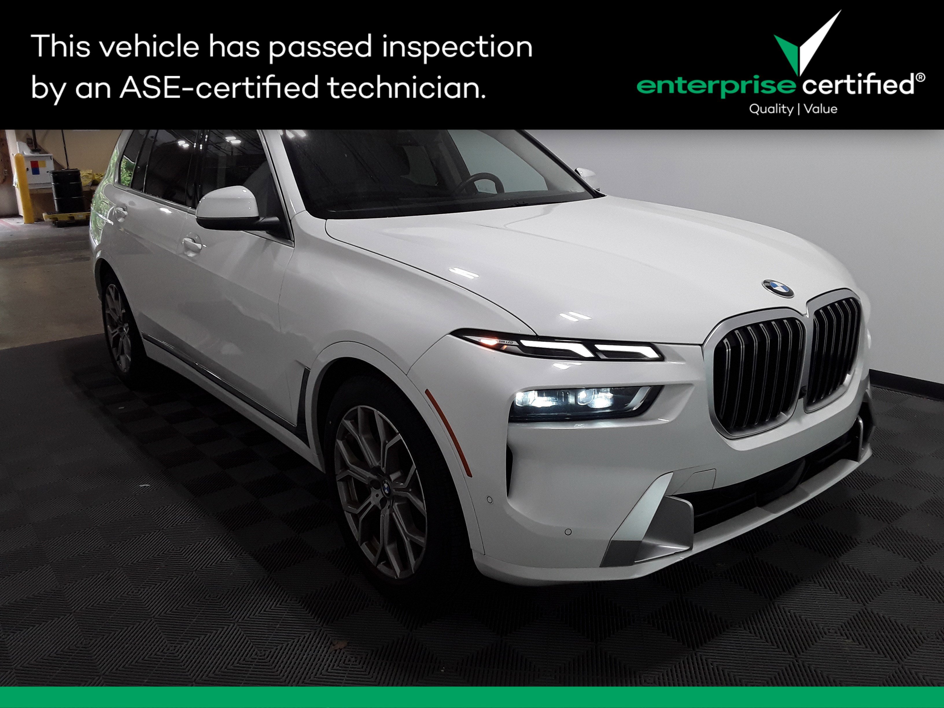 2023 BMW X7 xDrive40i Sports Activity Vehicle
