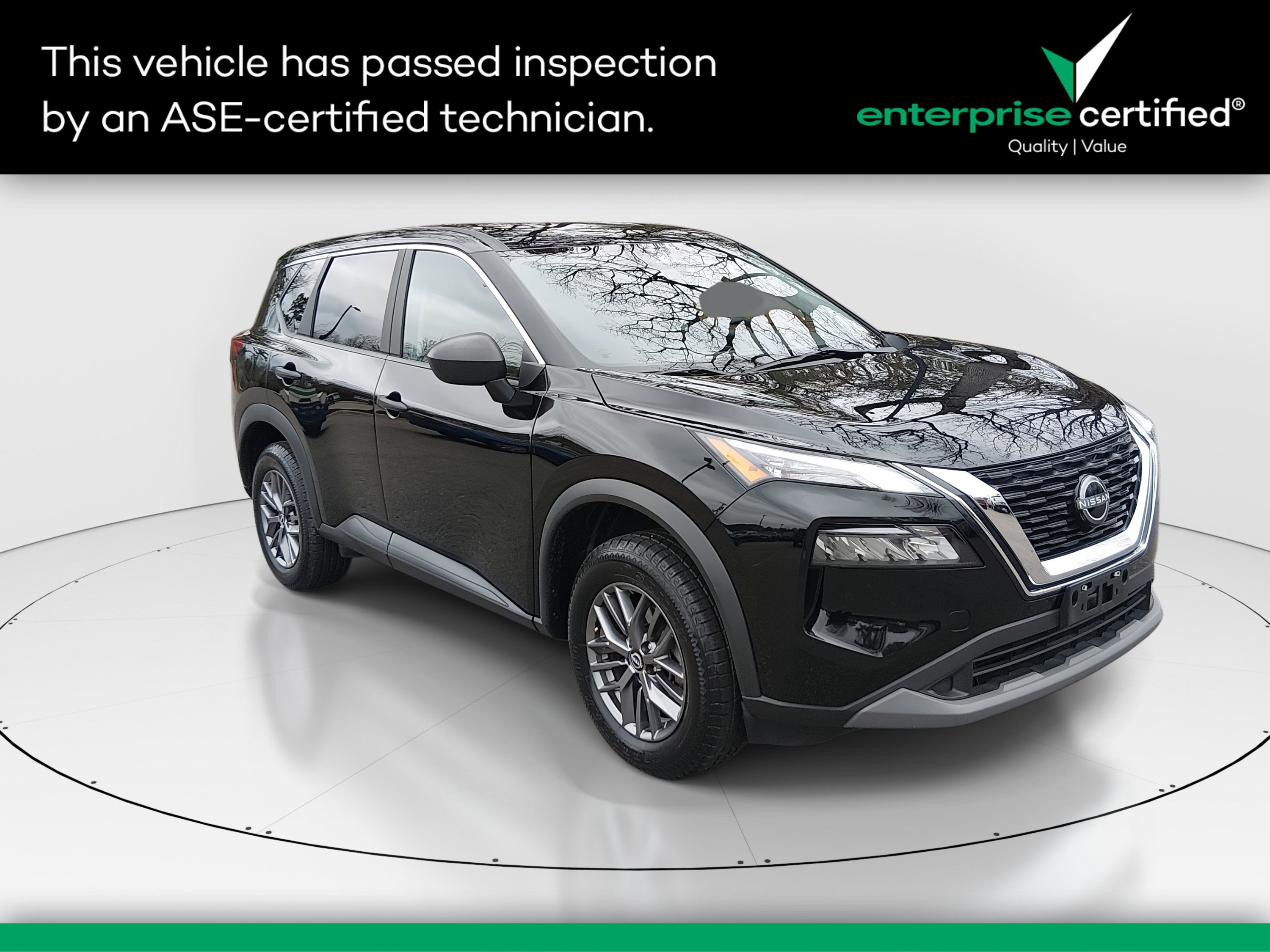 2023 Nissan Rogue S's photo