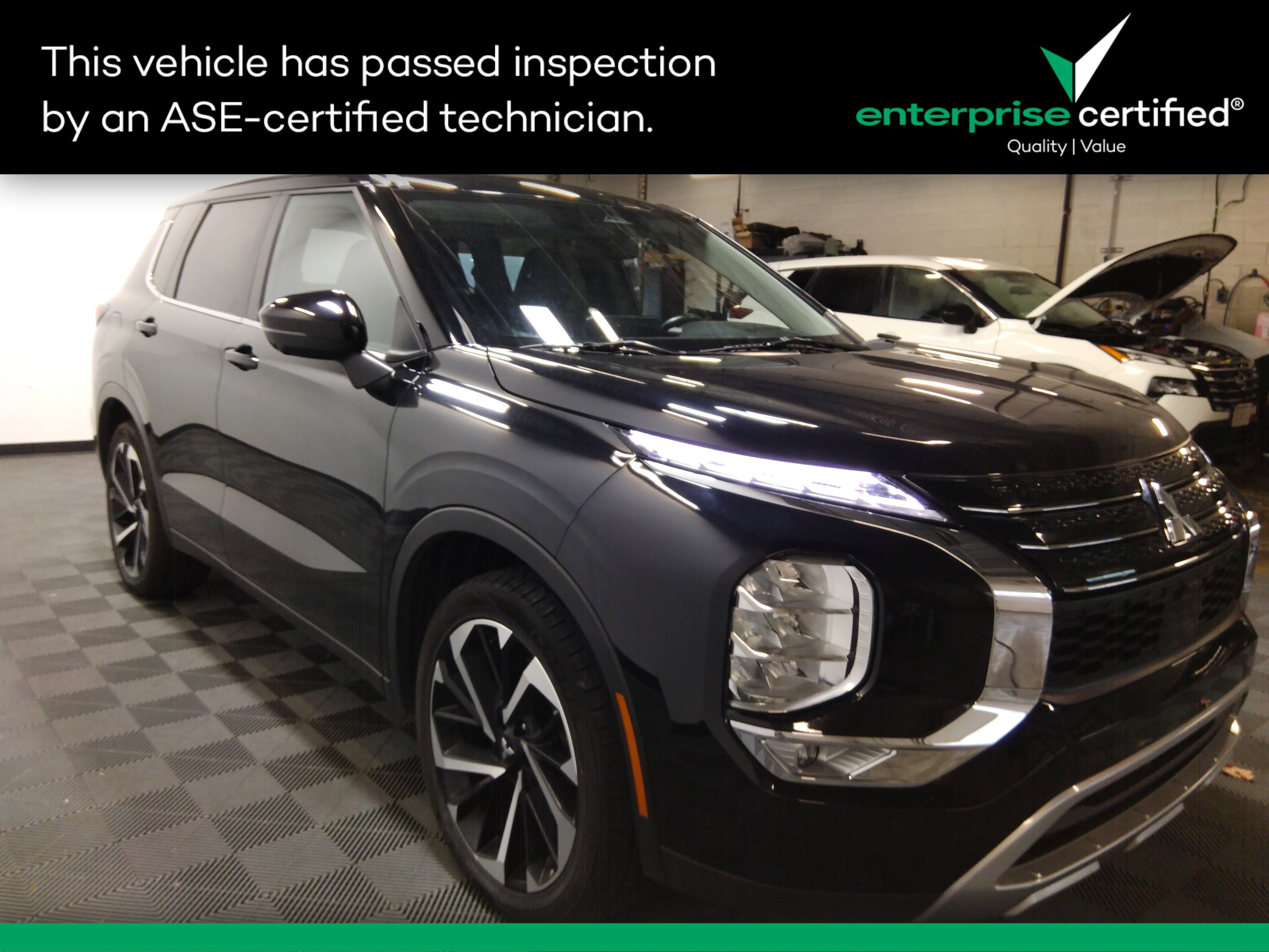 Used 2024 Mitsubishi Outlander SE S-AWC