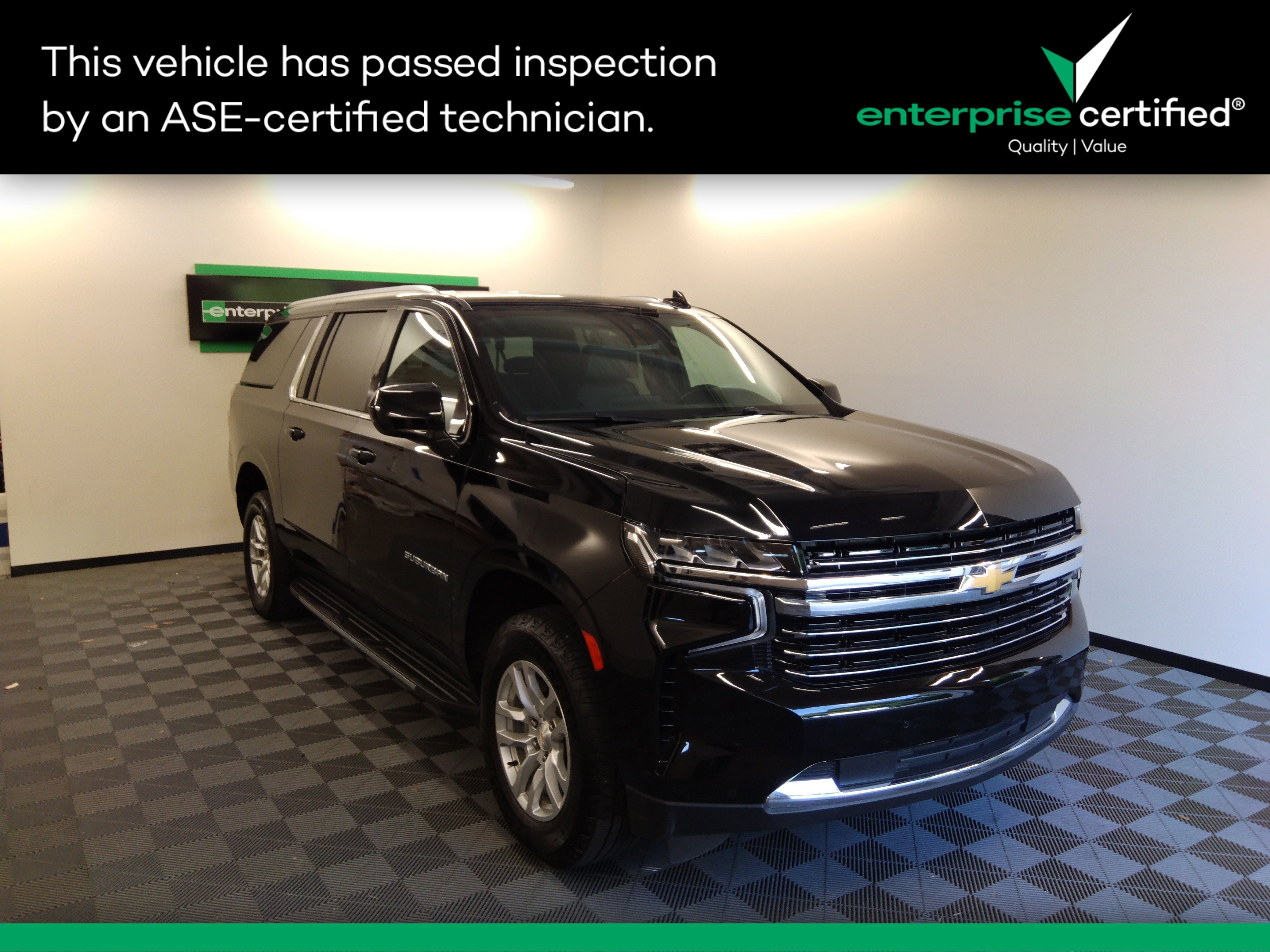 2023 Chevrolet Suburban 2WD 4dr LT