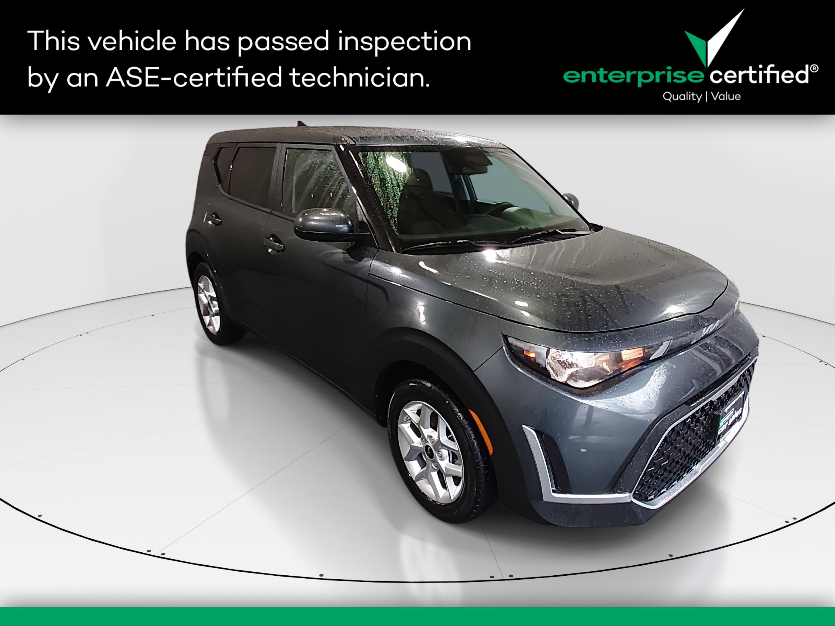 2023 Kia Soul LX's photo