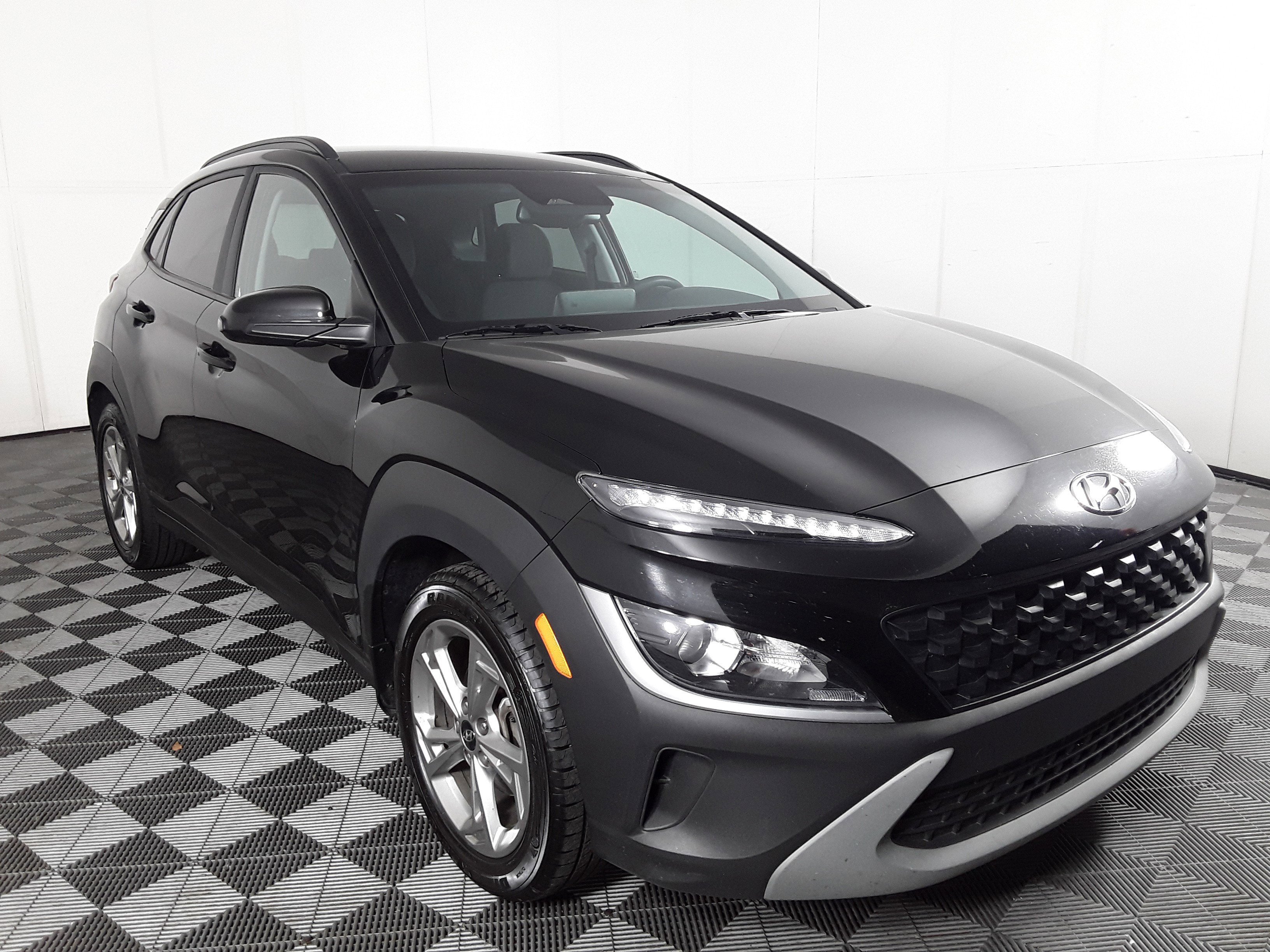 Used 2023 Hyundai Kona SEL Auto FWD
