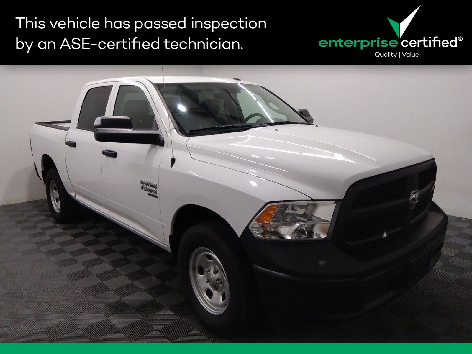 2022 Ram 1500 Classic Tradesman 4x4 Crew Cab 5'7