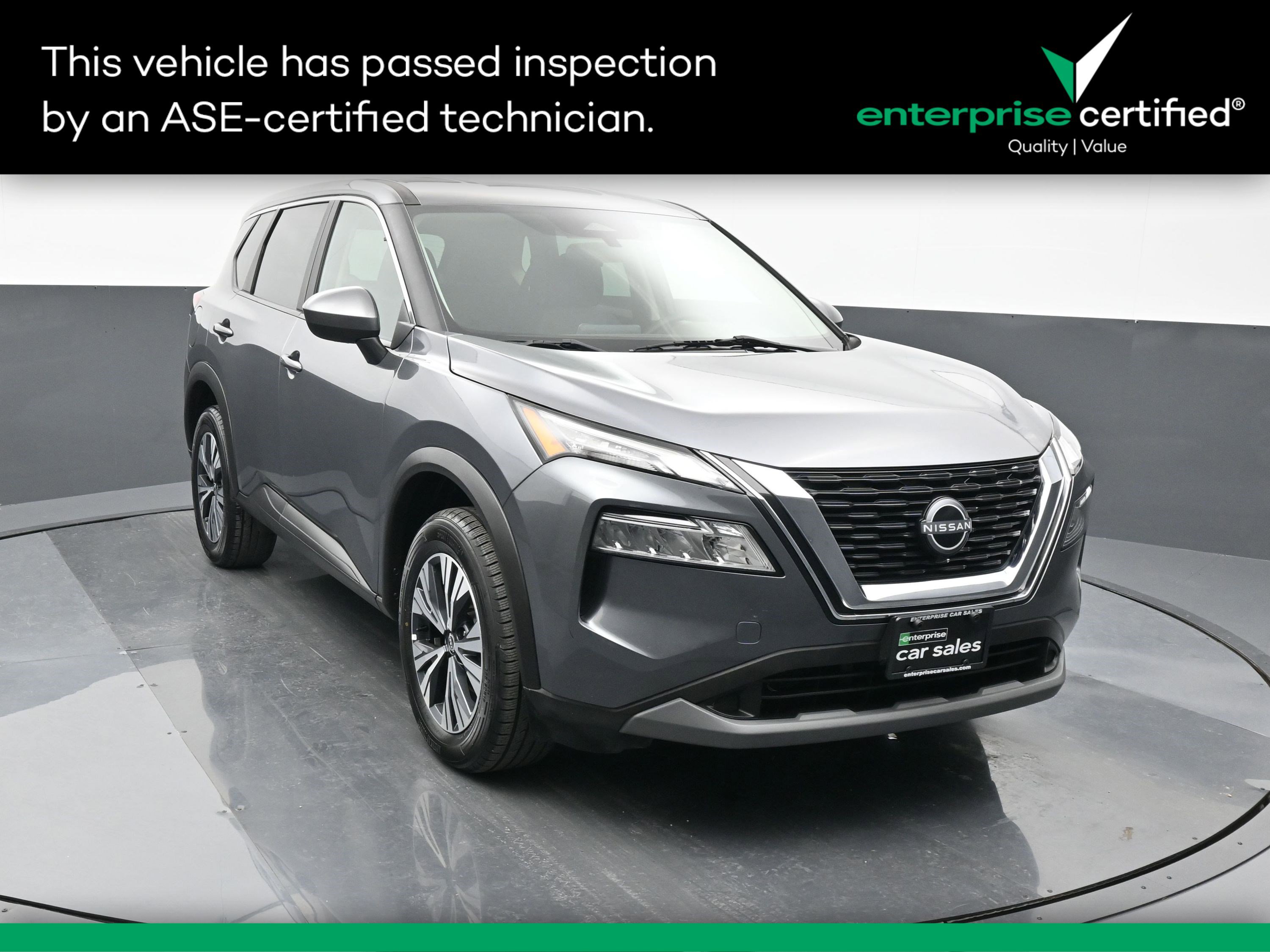 2023 Nissan Rogue SV's photo