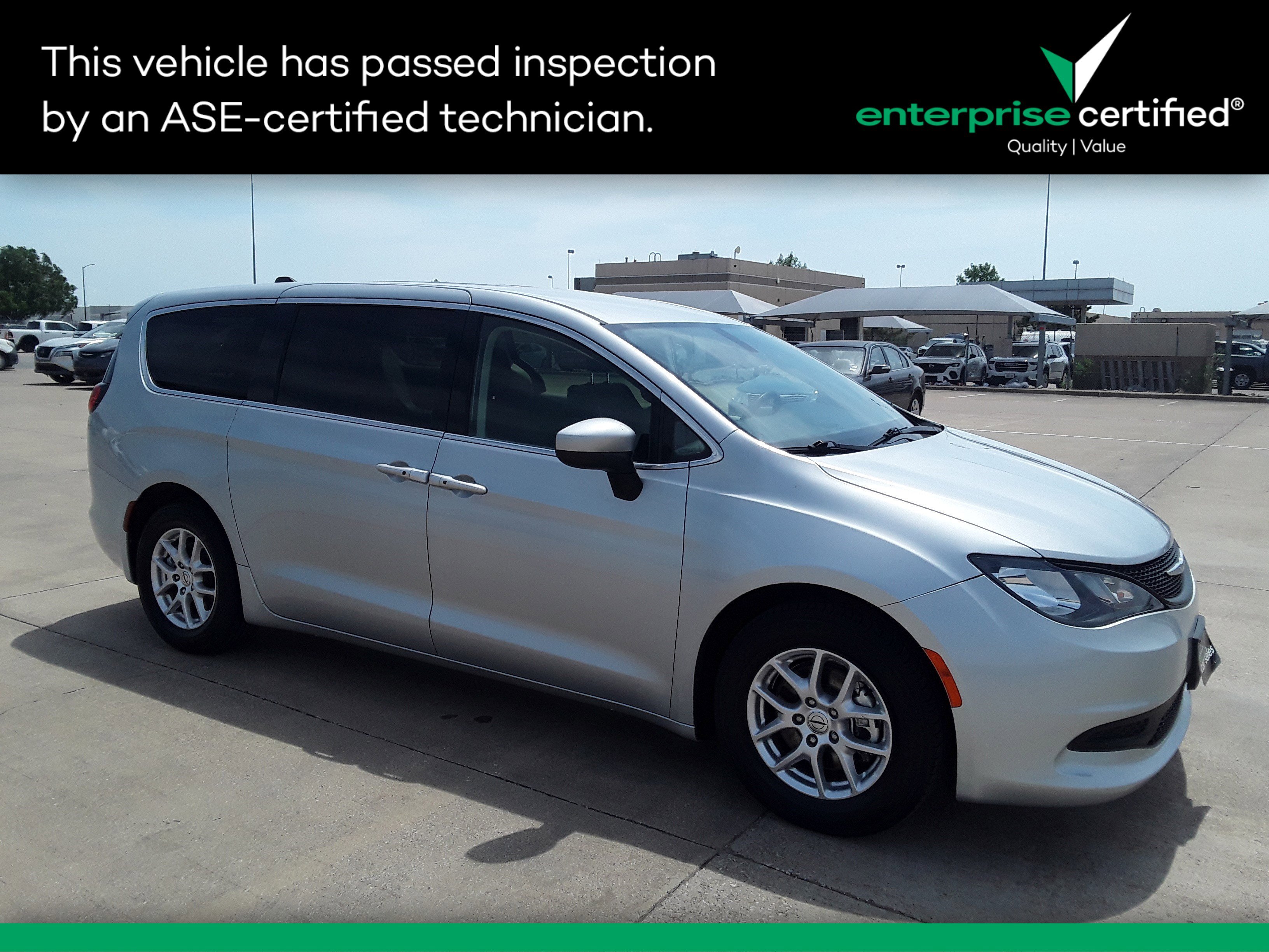 Used 2022 Chrysler Voyager LX FWD's photo