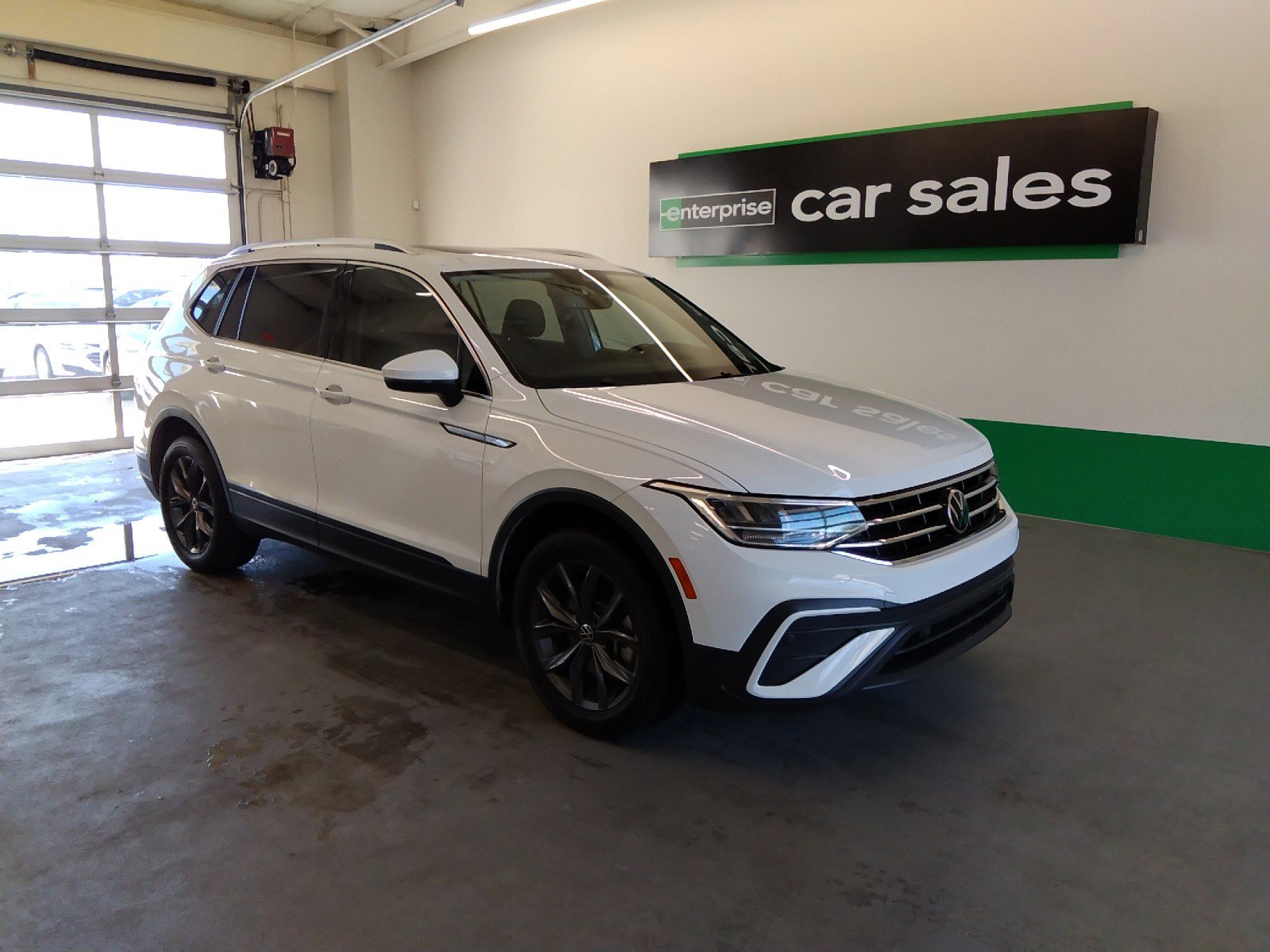 2022 Volkswagen Tiguan 2.0T SE FWD