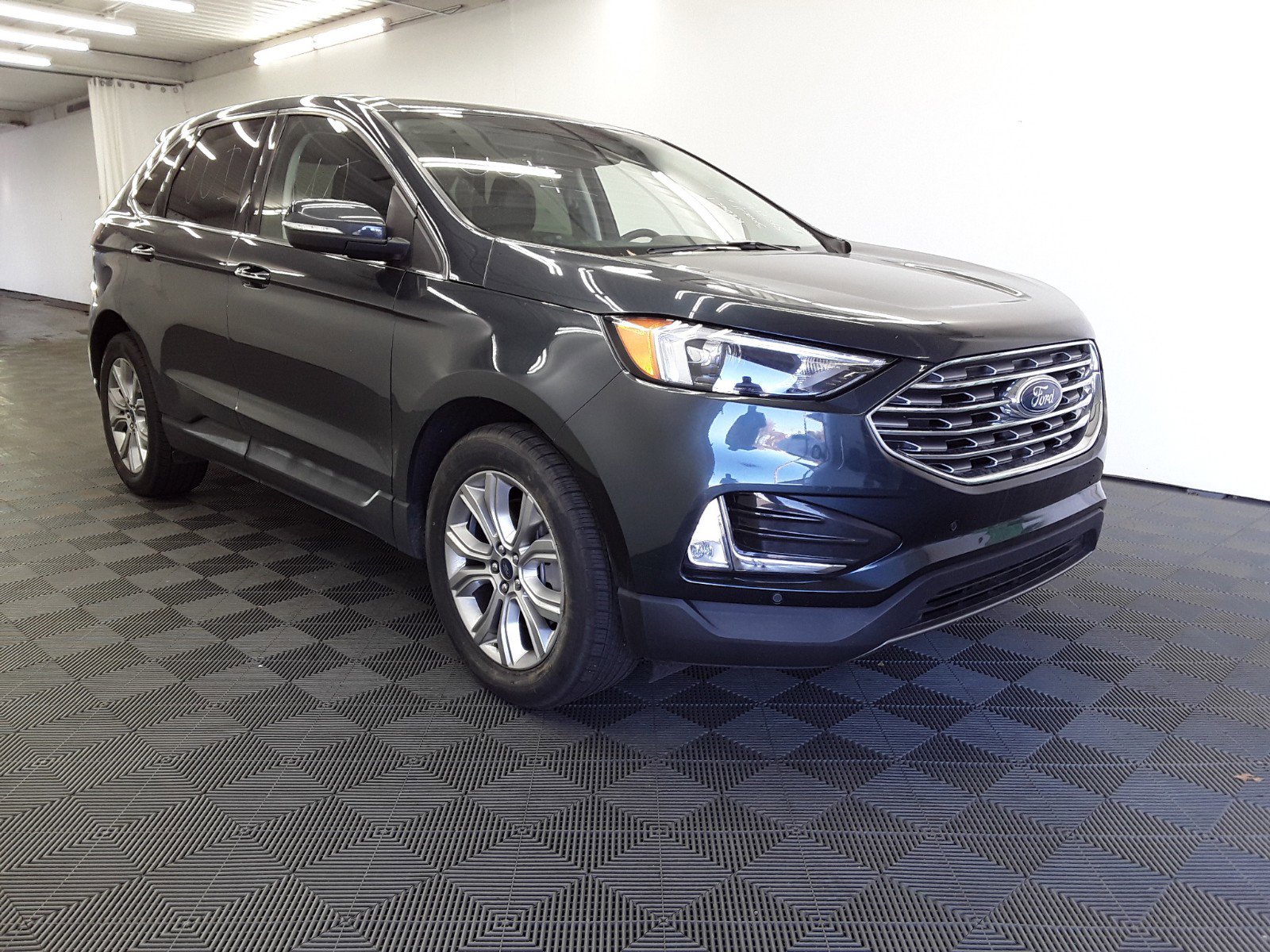 2022 Ford Edge Titanium AWD