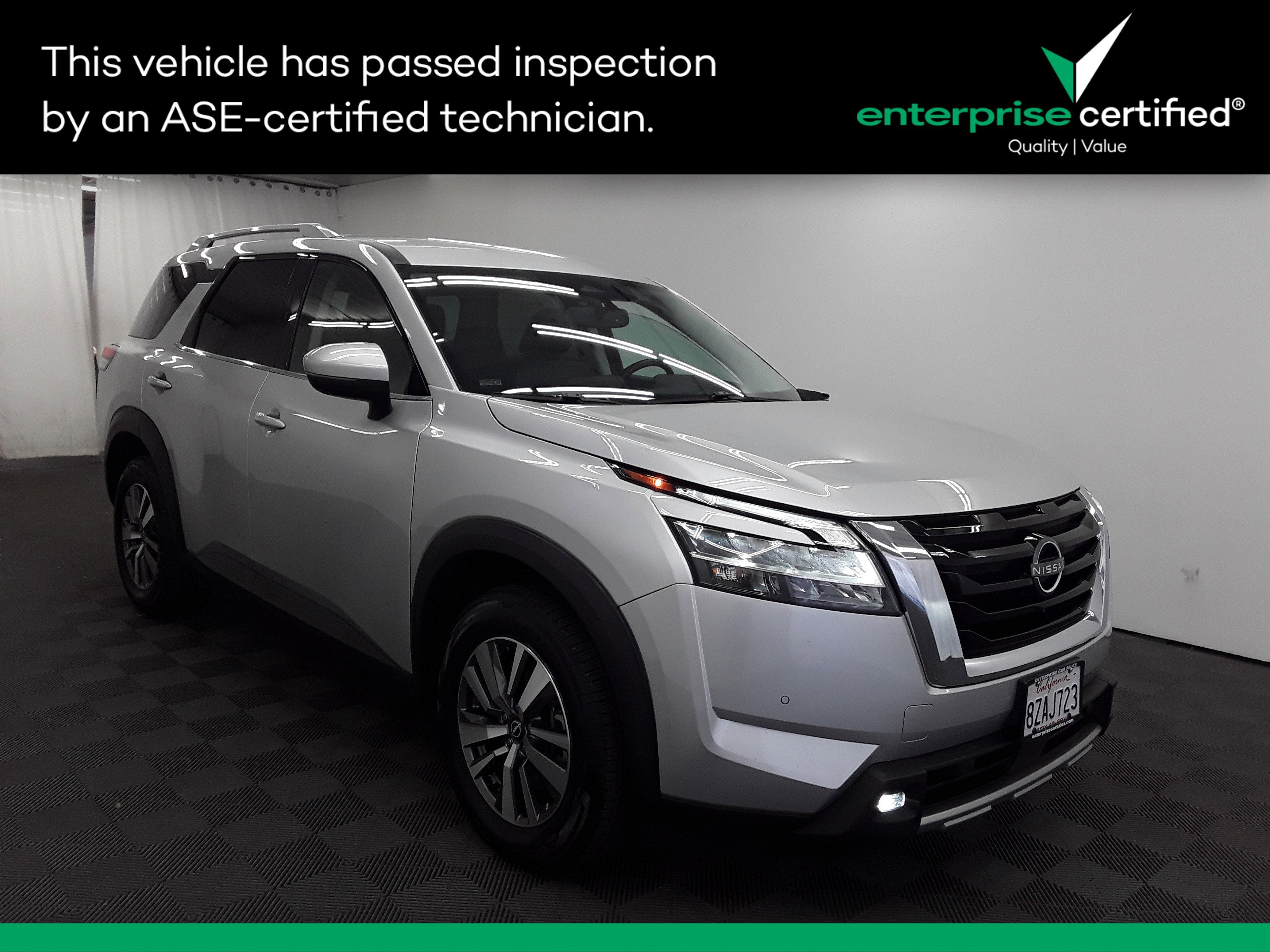 2022 Nissan Pathfinder SL 4WD