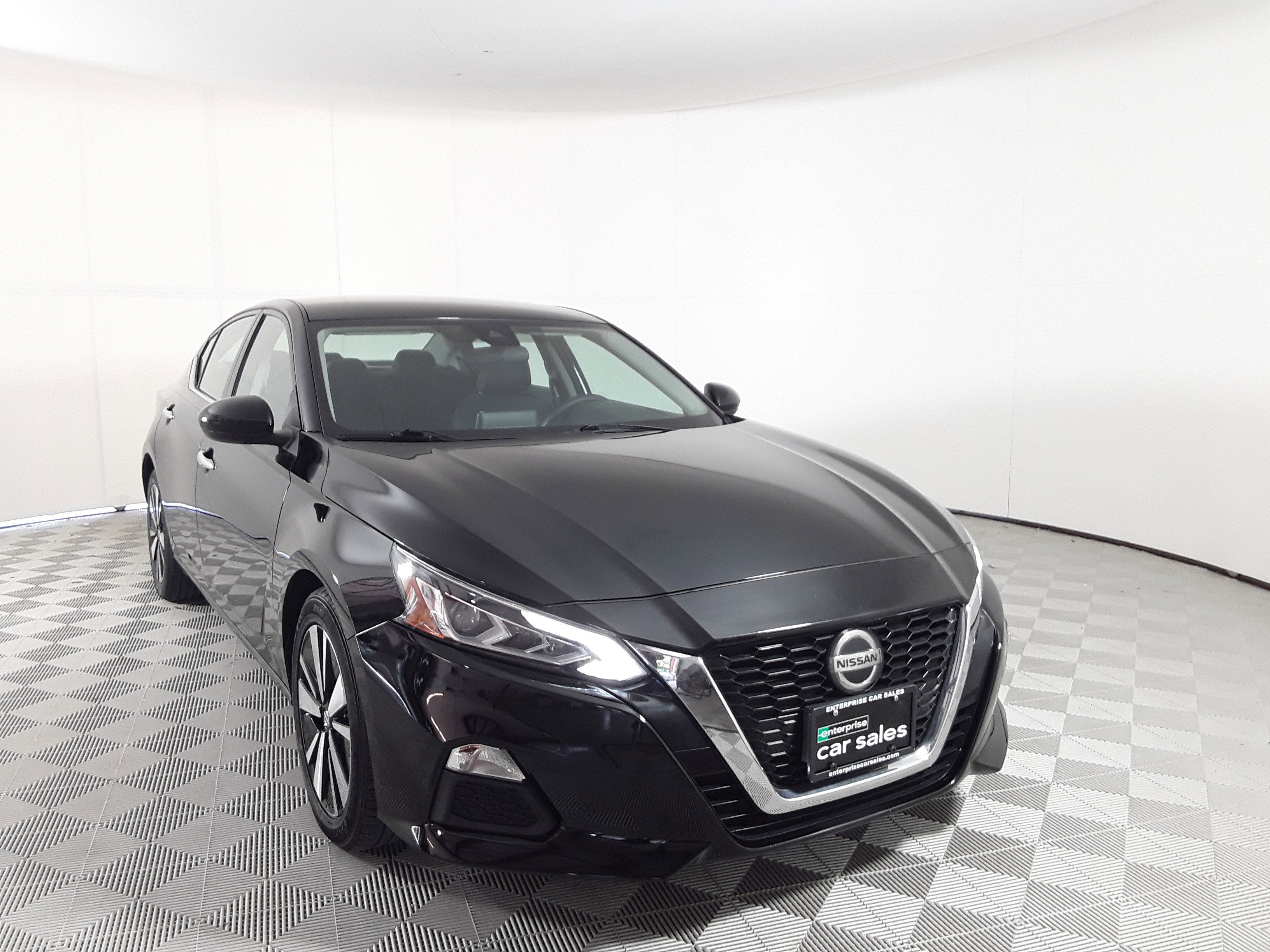 2022 Nissan Altima 2.5 SV Sedan