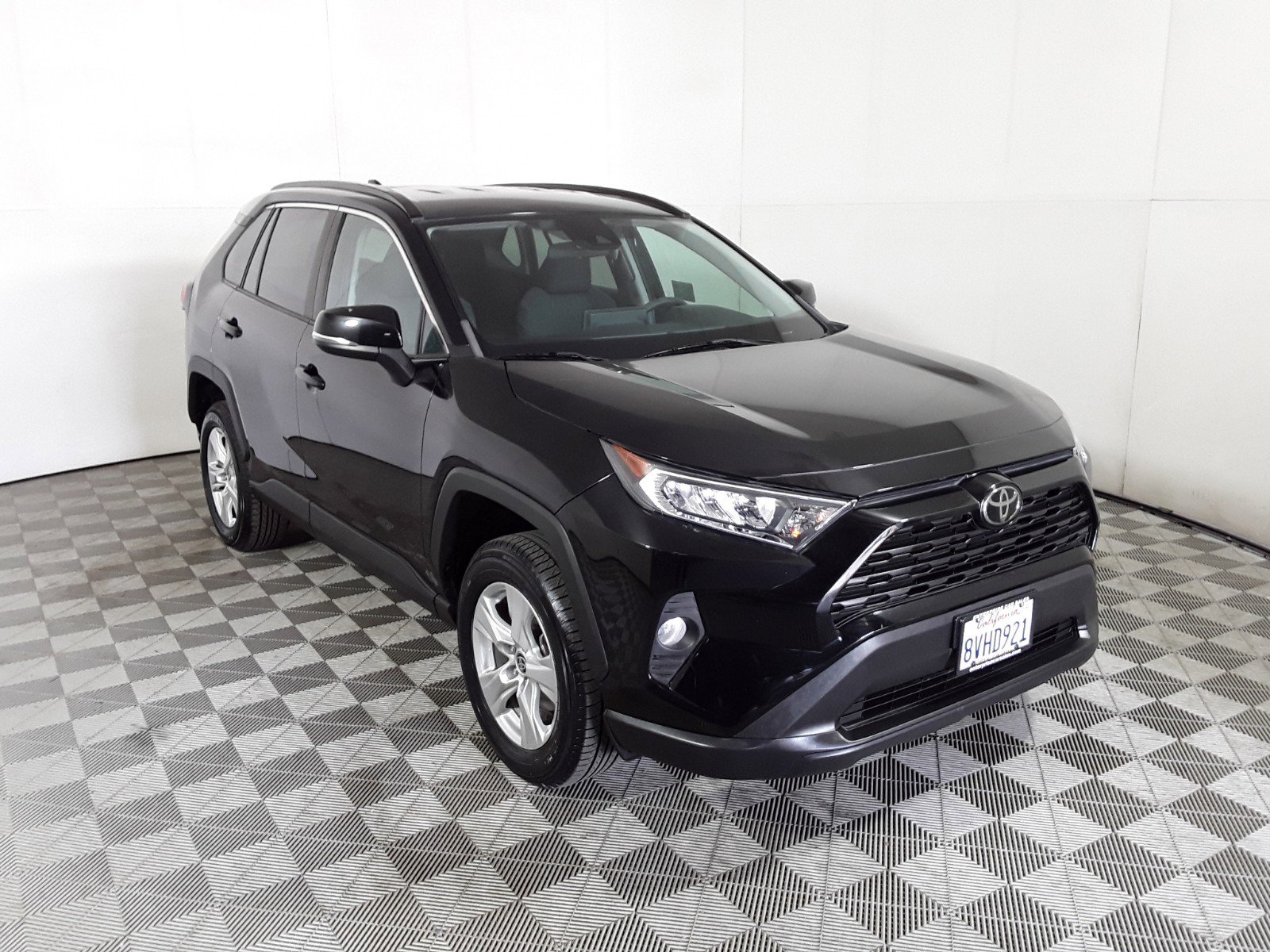 2021 Toyota RAV4 XLE FWD