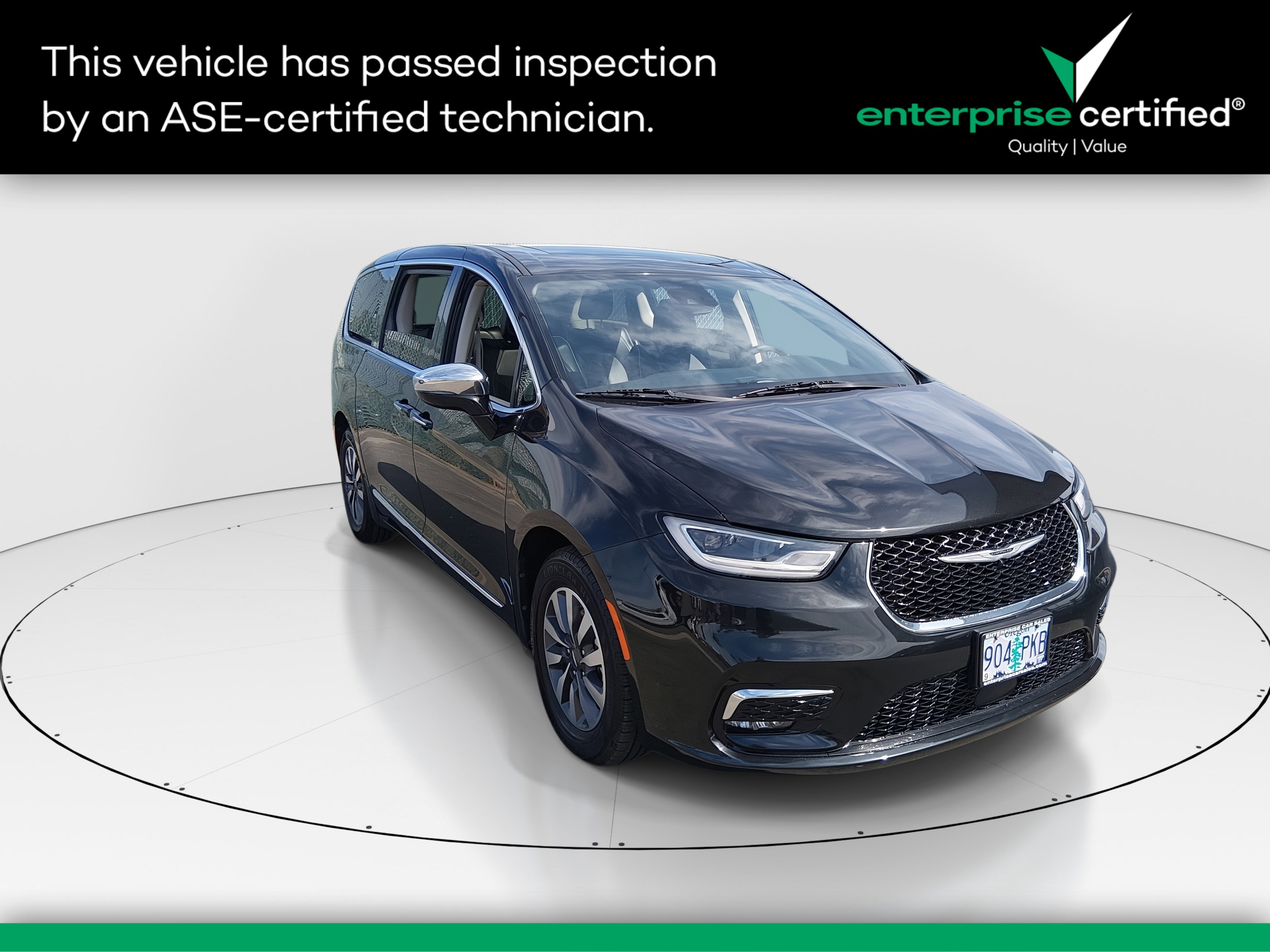 Used 2023 Chrysler Pacifica Hybrid Limited FWD