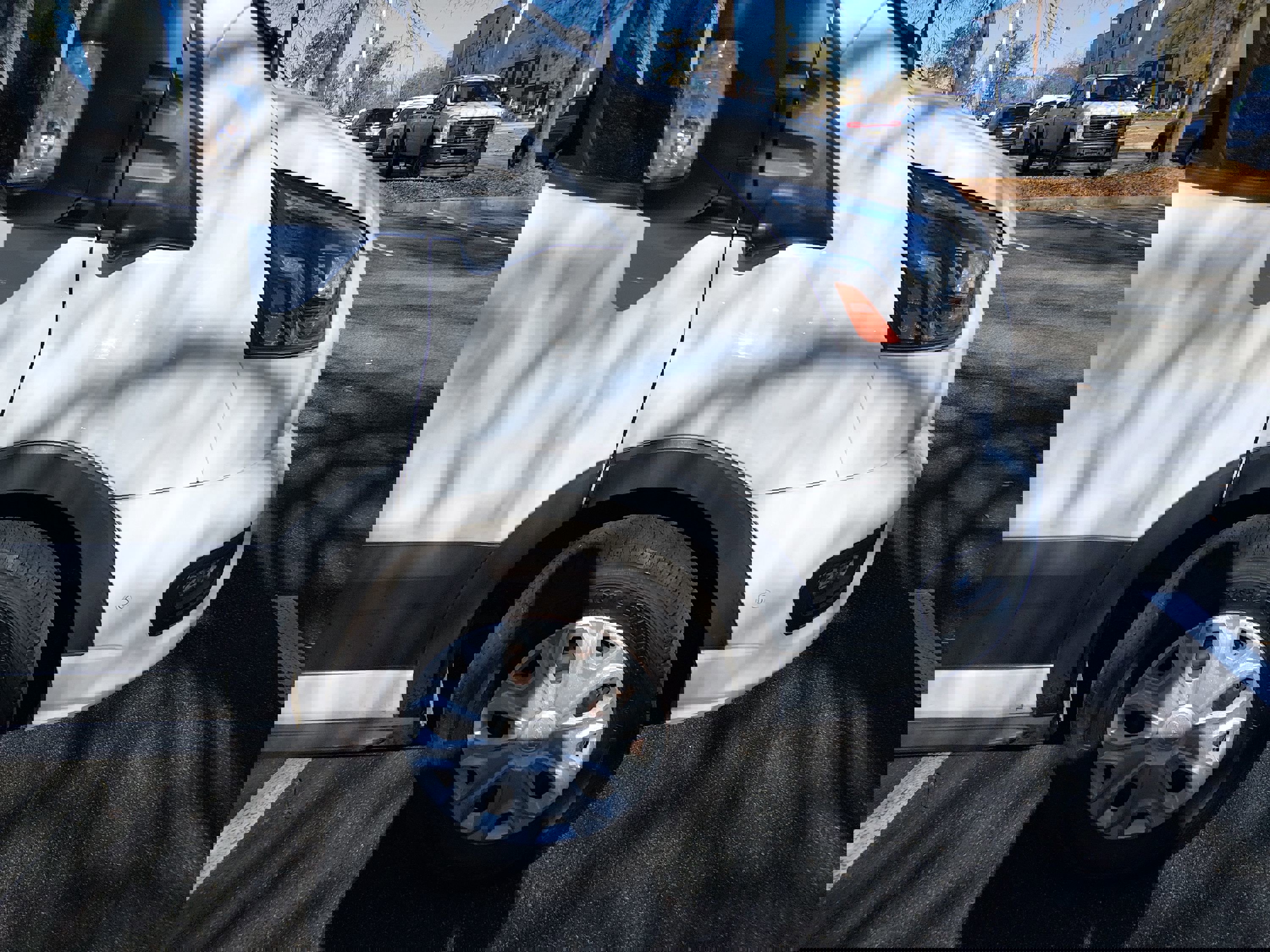 Image of Used 2023 Ford Transit Passenger Wagon T-350 148" Low Roof XLT RWD